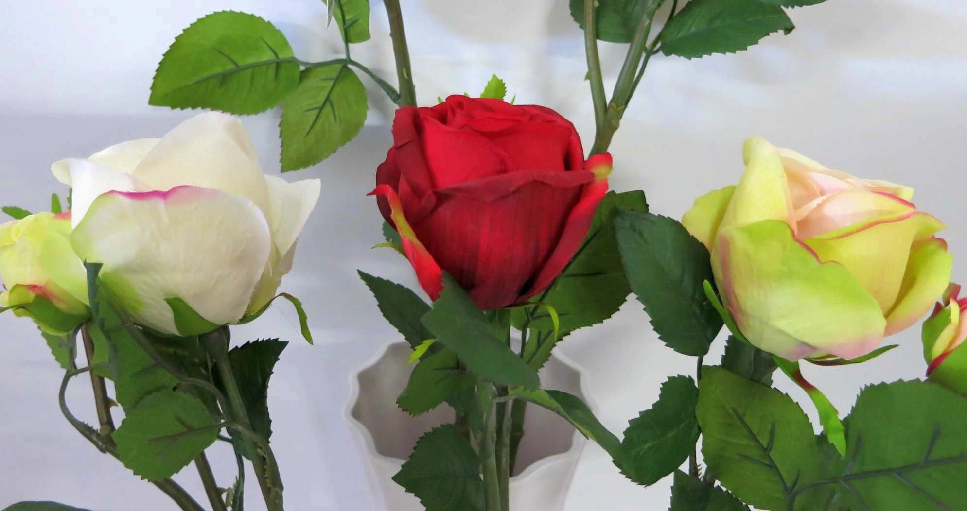 F0117 Large Rose Spray Silk (6 colours) 52cm