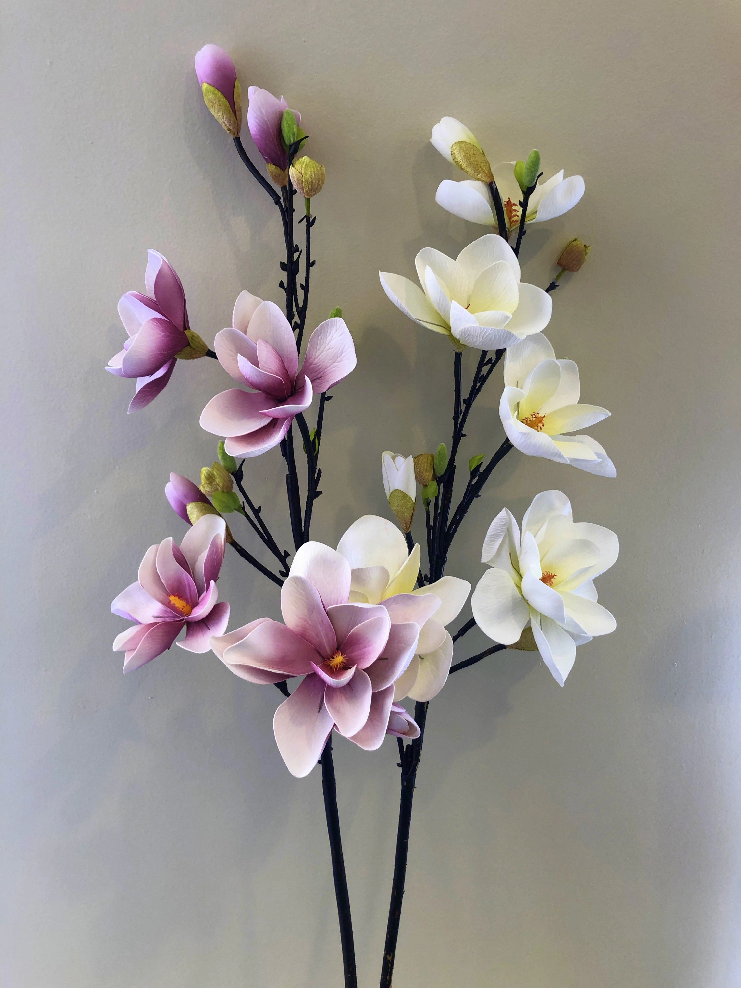 F0261 Large Magnolia Spray PU 118cm Pink / White (Adjustable Petals)