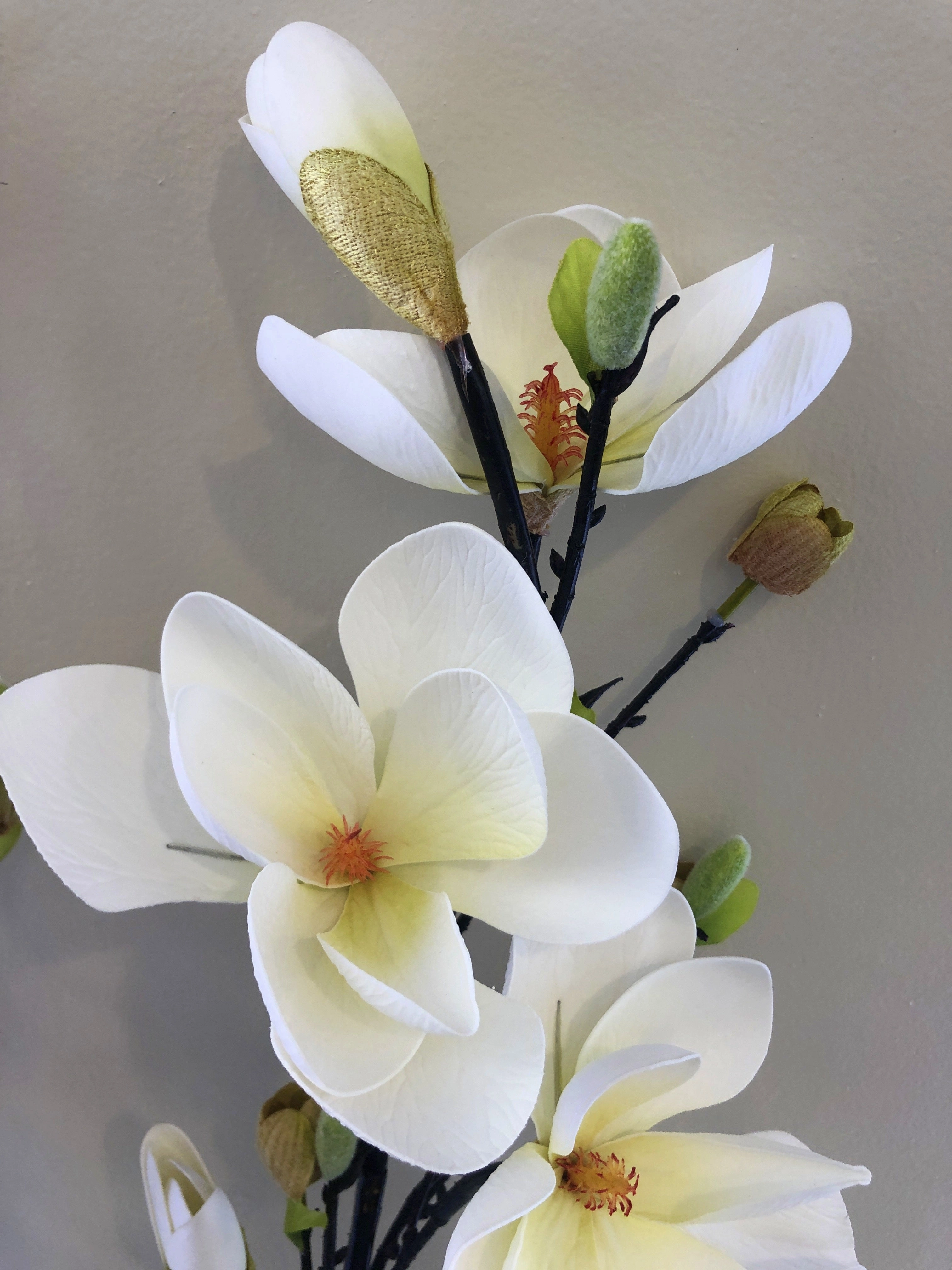 F0261 Large Magnolia Spray PU 118cm Pink / White (Adjustable Petals)