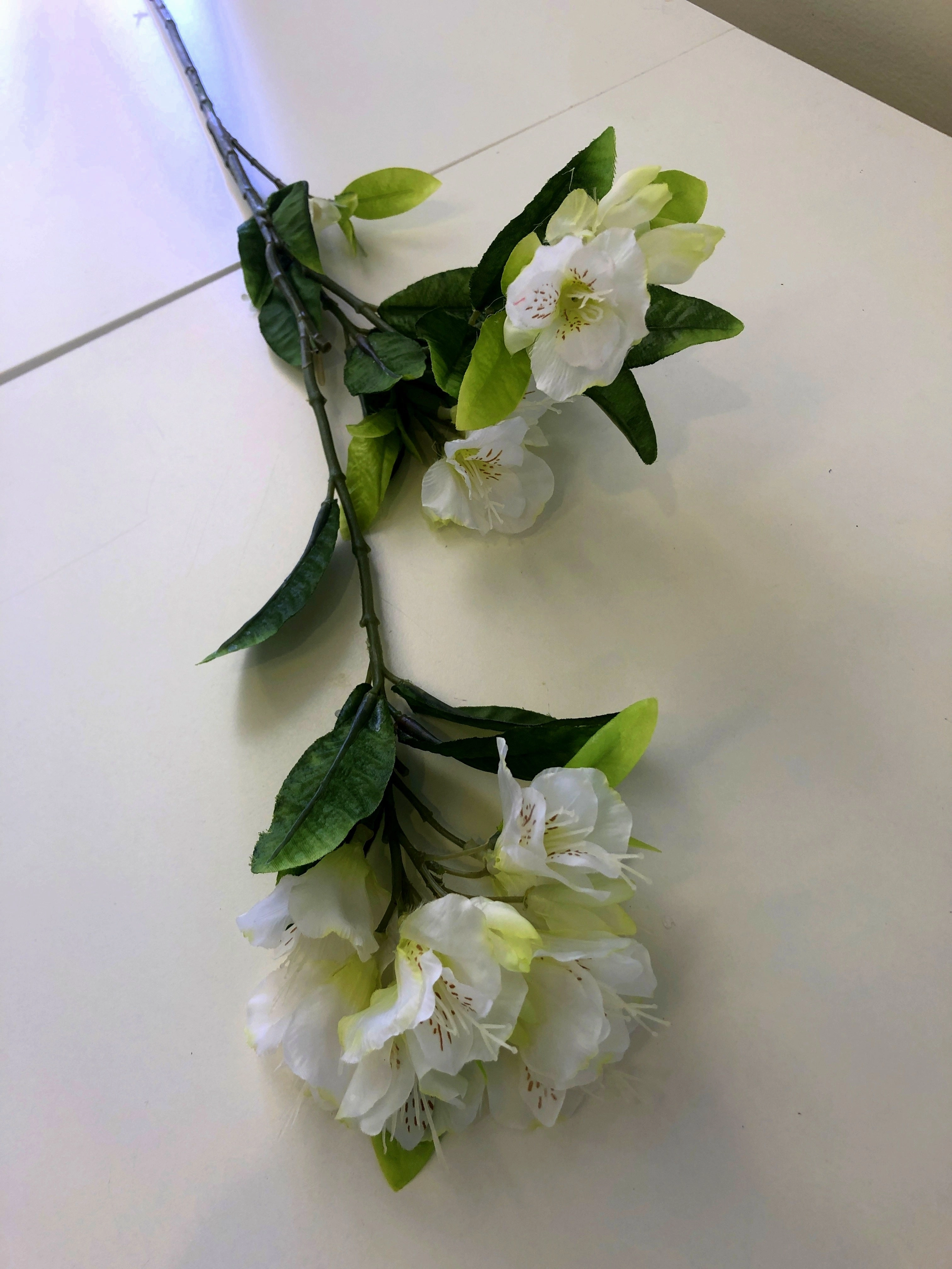 F0269 Azalea / Rhododendron Spray 94cm White