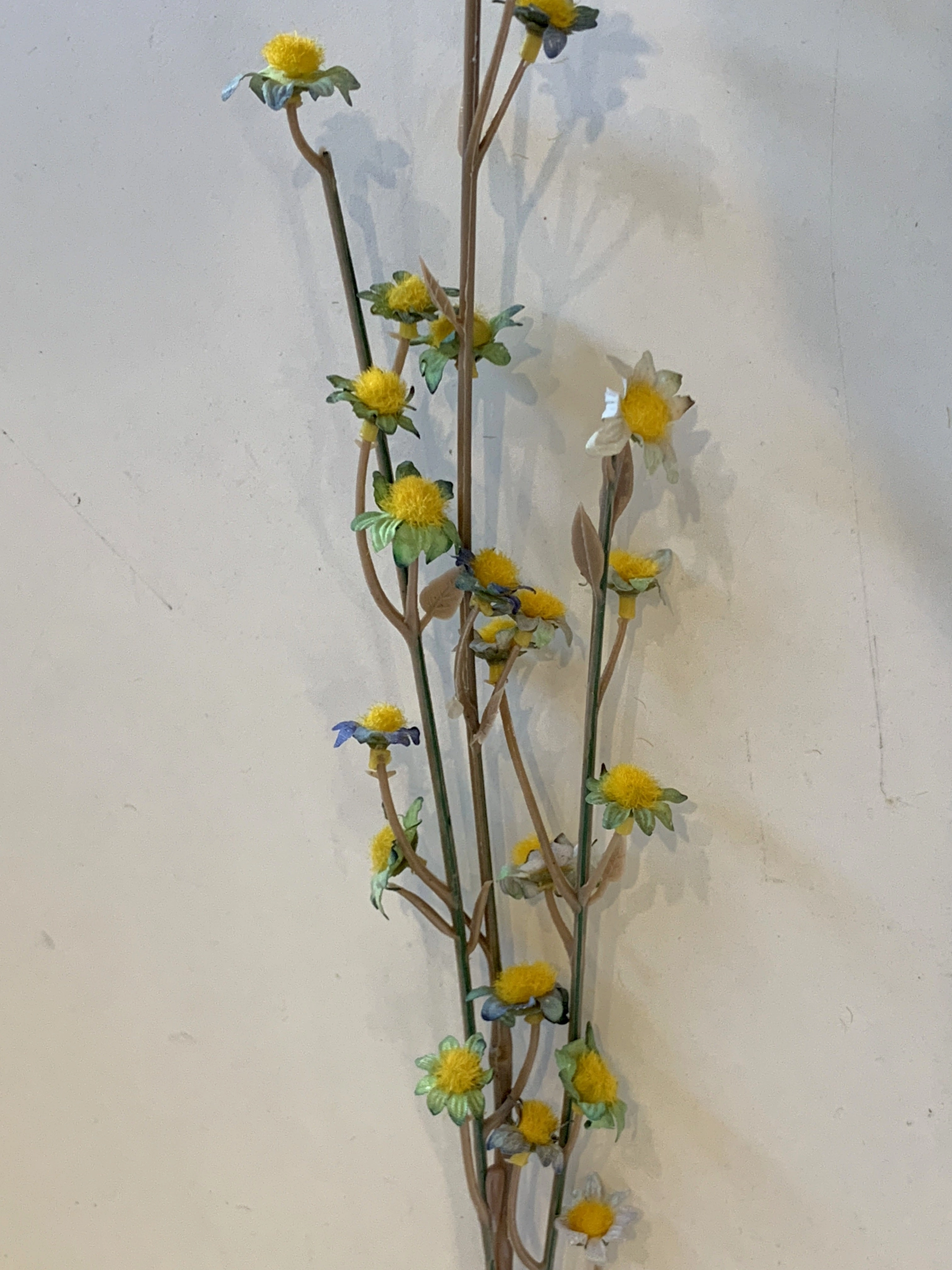 F0289 Small Wild Flower Spray 59cm 9 Styles