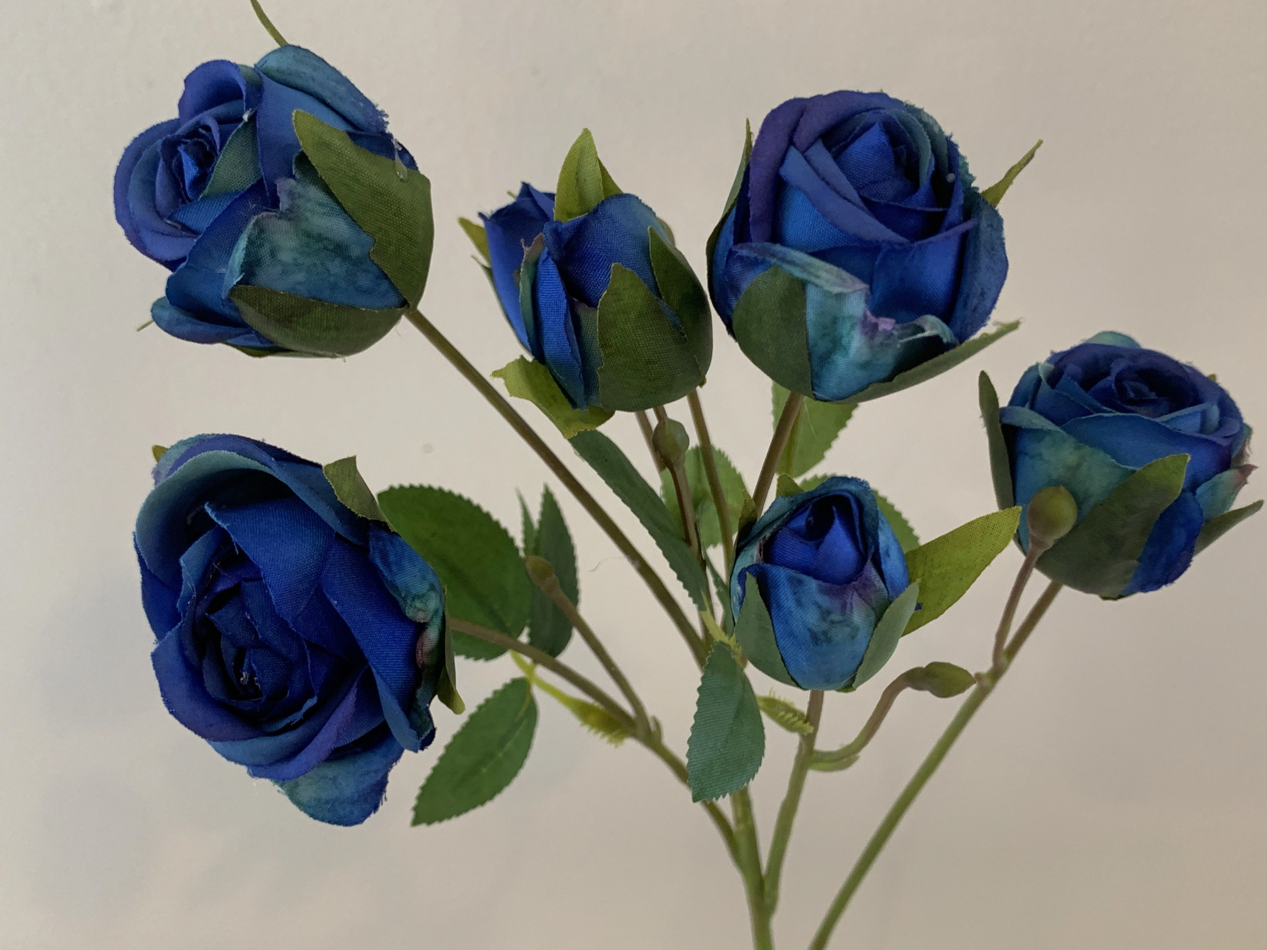 F0305 Small Rose Spray 53cm Blue