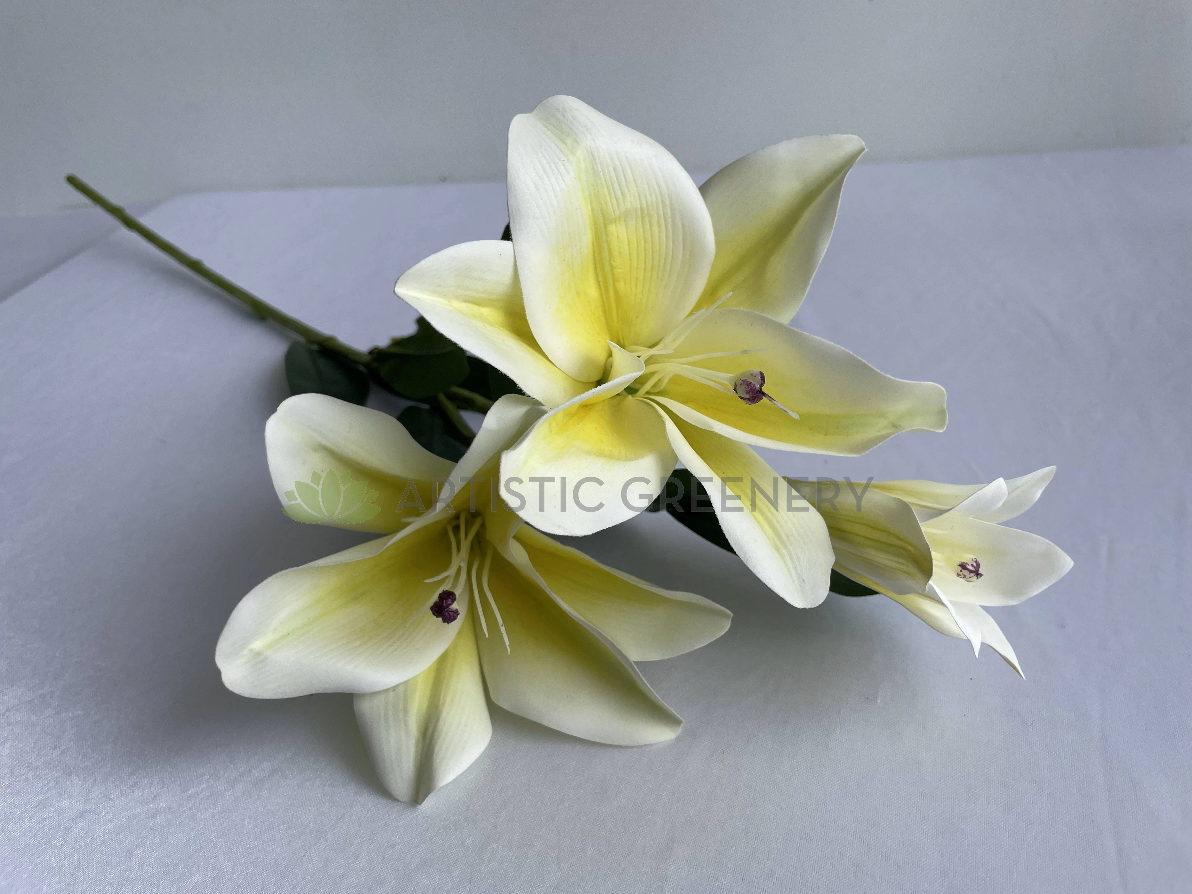 F0406 Oriental Lily Spray 76cm Light Yellow