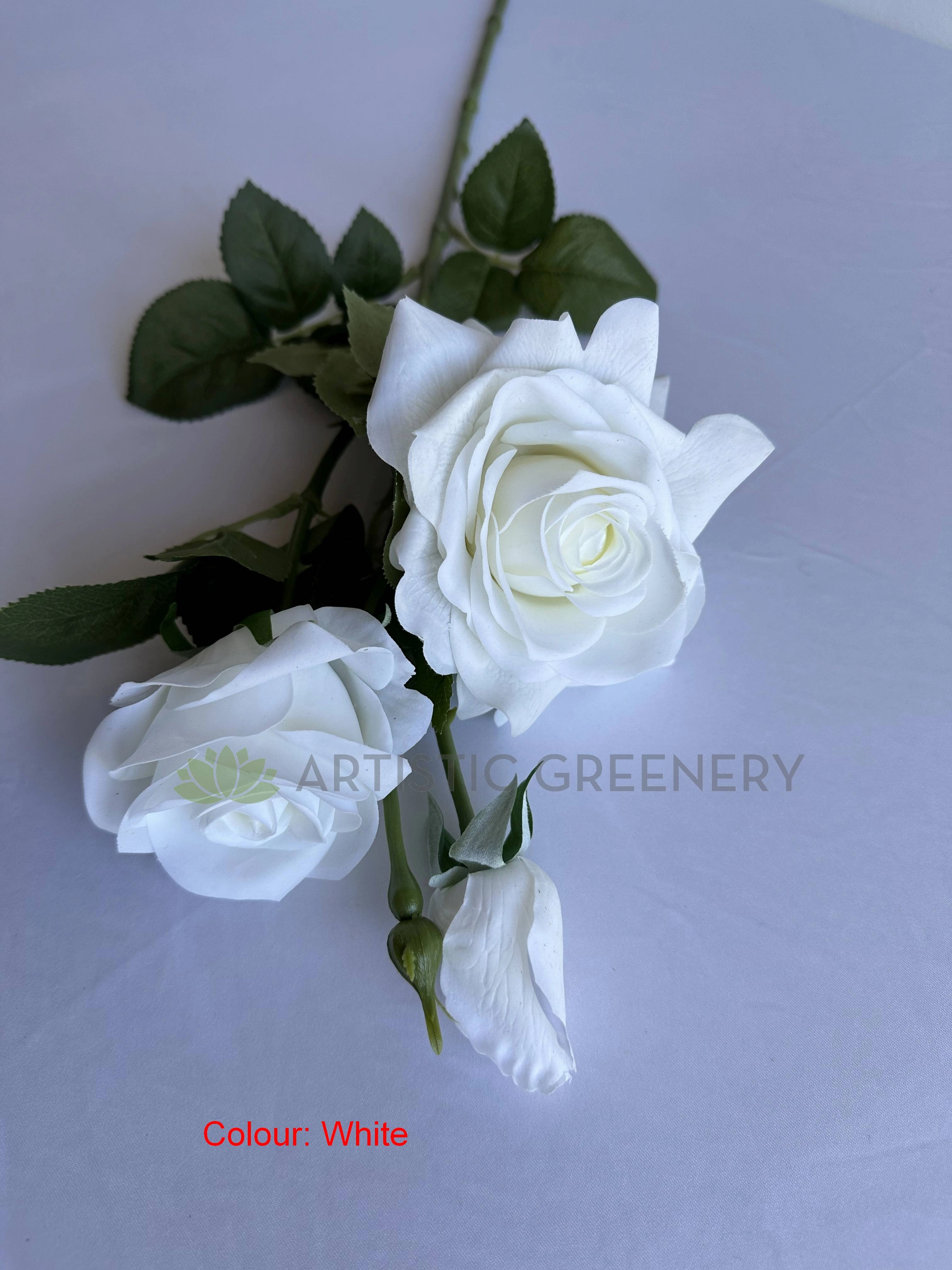 F0447 Latex Rose Spray 77cm Red / White