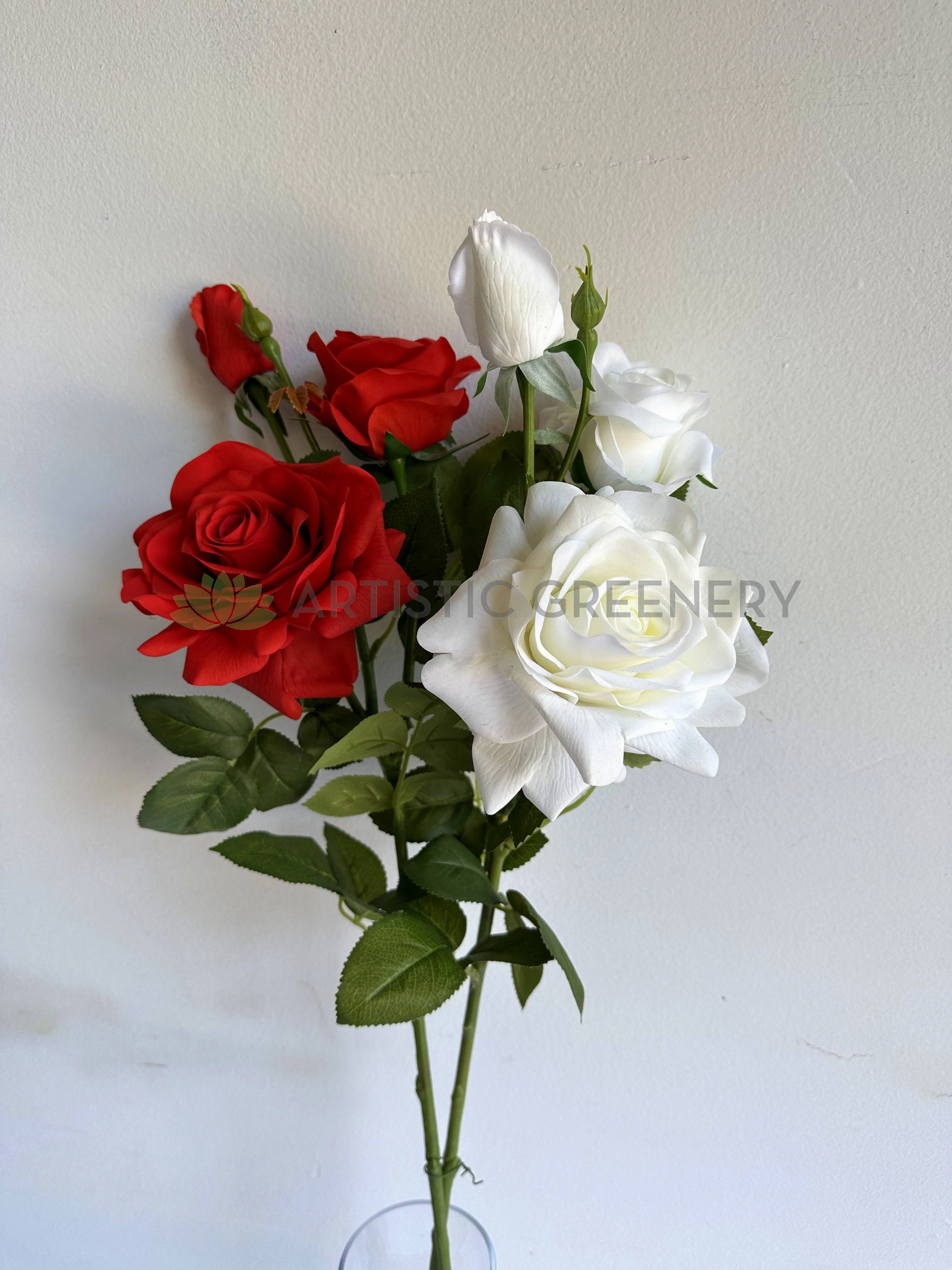 F0447 Latex Rose Spray 77cm Red / White
