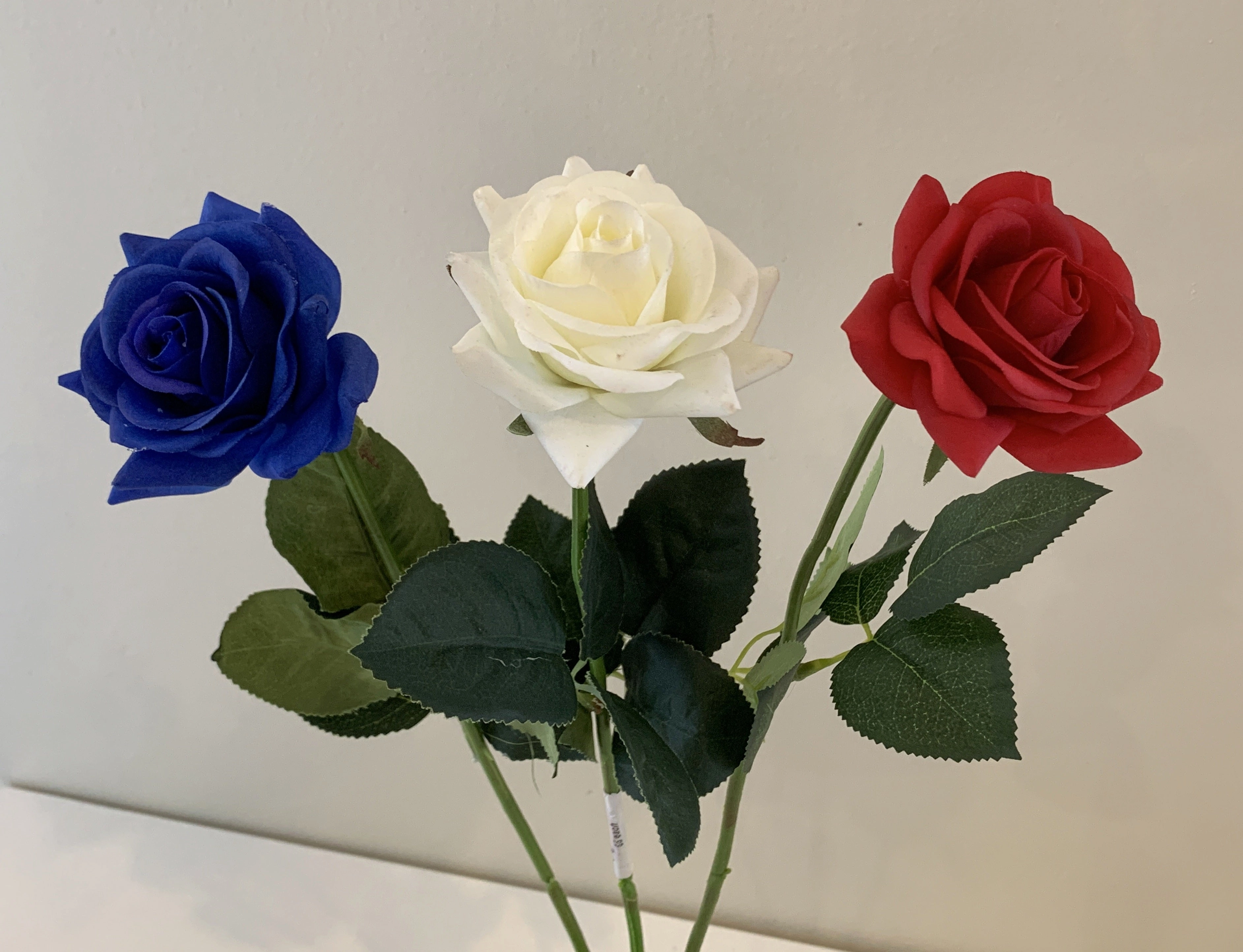 F-SP0107 Real Touch Quality Single Rose Stem 42cm Blue / White / Red