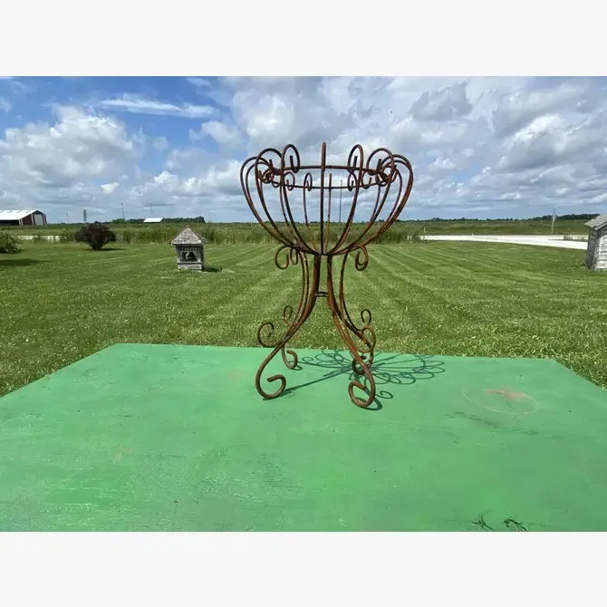 Fancy Wrought Iron Penny Plant Stand Decorative Container