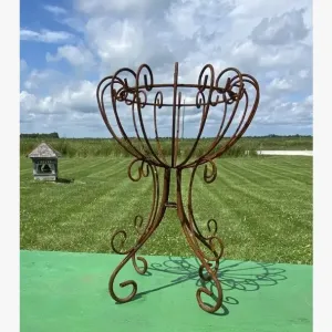 Fancy Wrought Iron Penny Plant Stand Decorative Container decorative plants  