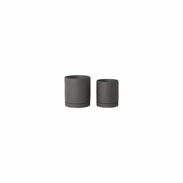 Ferm Living Sekki Planter Coal, ?14cm