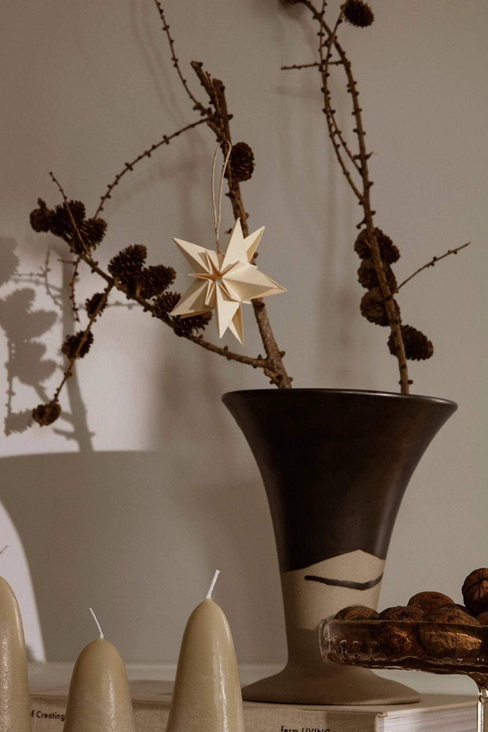 Flores Vase Sand/Black