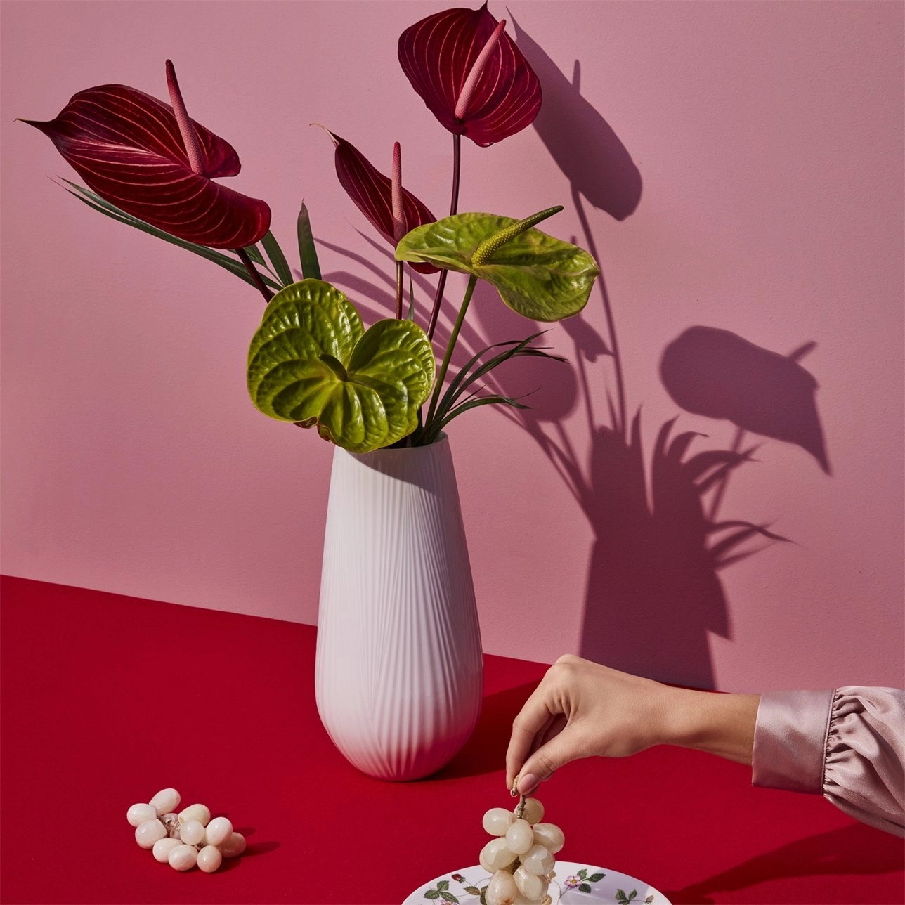 Folia - White Tall Vase