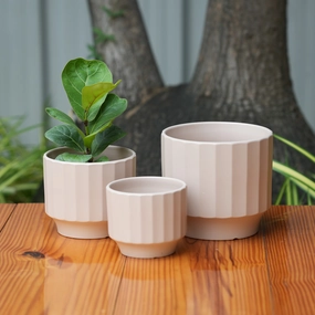 Gamla Ribbed Ceramic Planter (Light Brown) desktop planter  