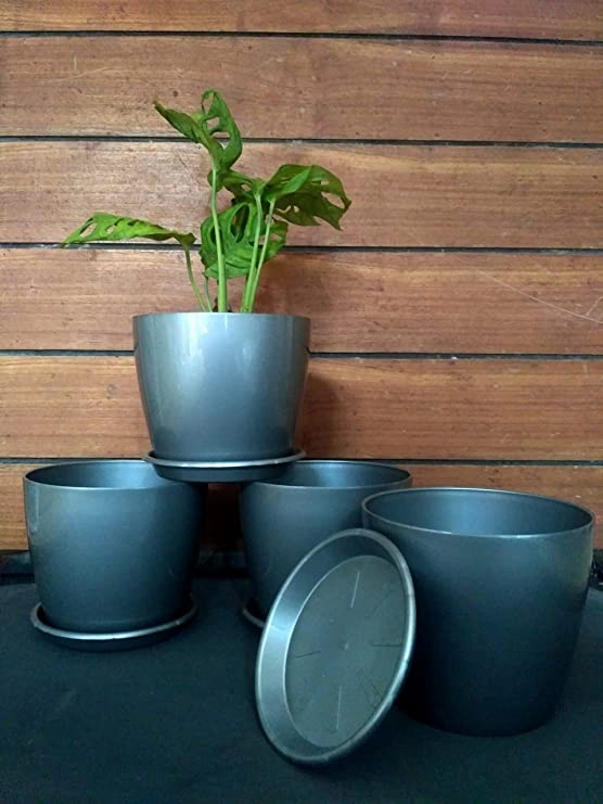 Garden Store Self Watering Table Top Planter (Multicolor, Set of 4)