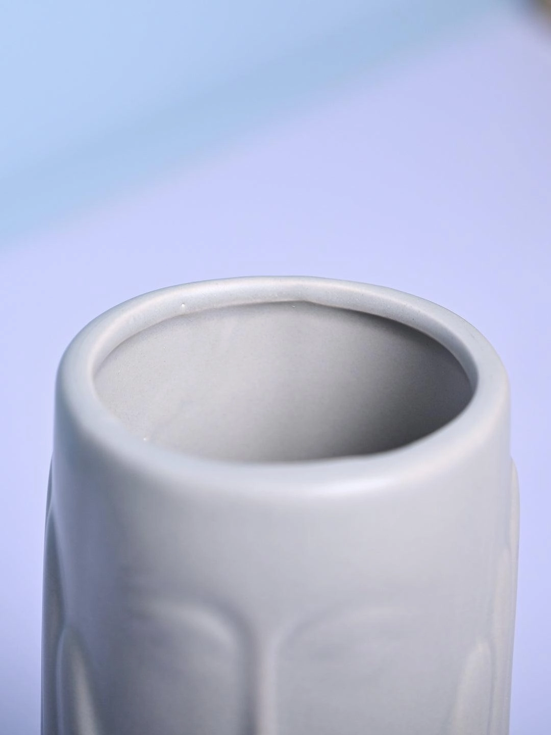 Grey Glossy Ceramic Vase - Contemporary Sophistication