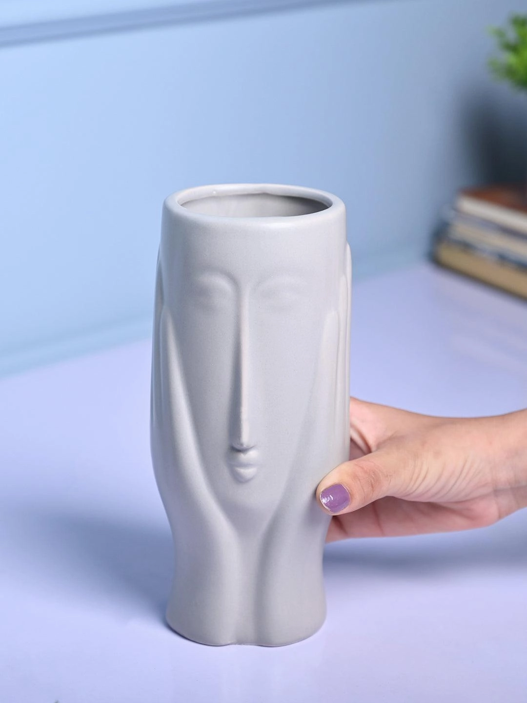 Grey Glossy Ceramic Vase - Contemporary Sophistication