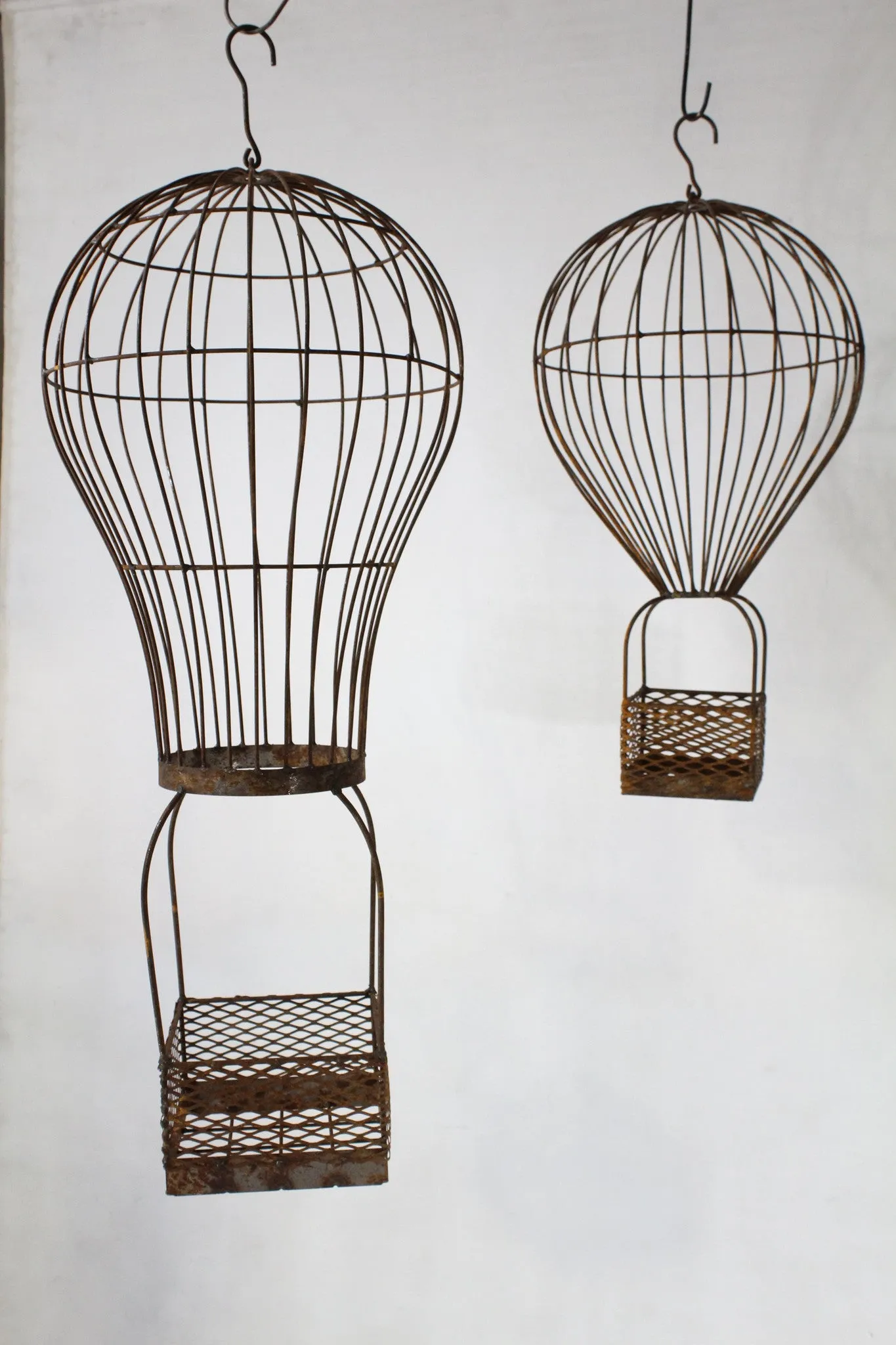 Hot Air Balloon Set of 2 decorative plants  