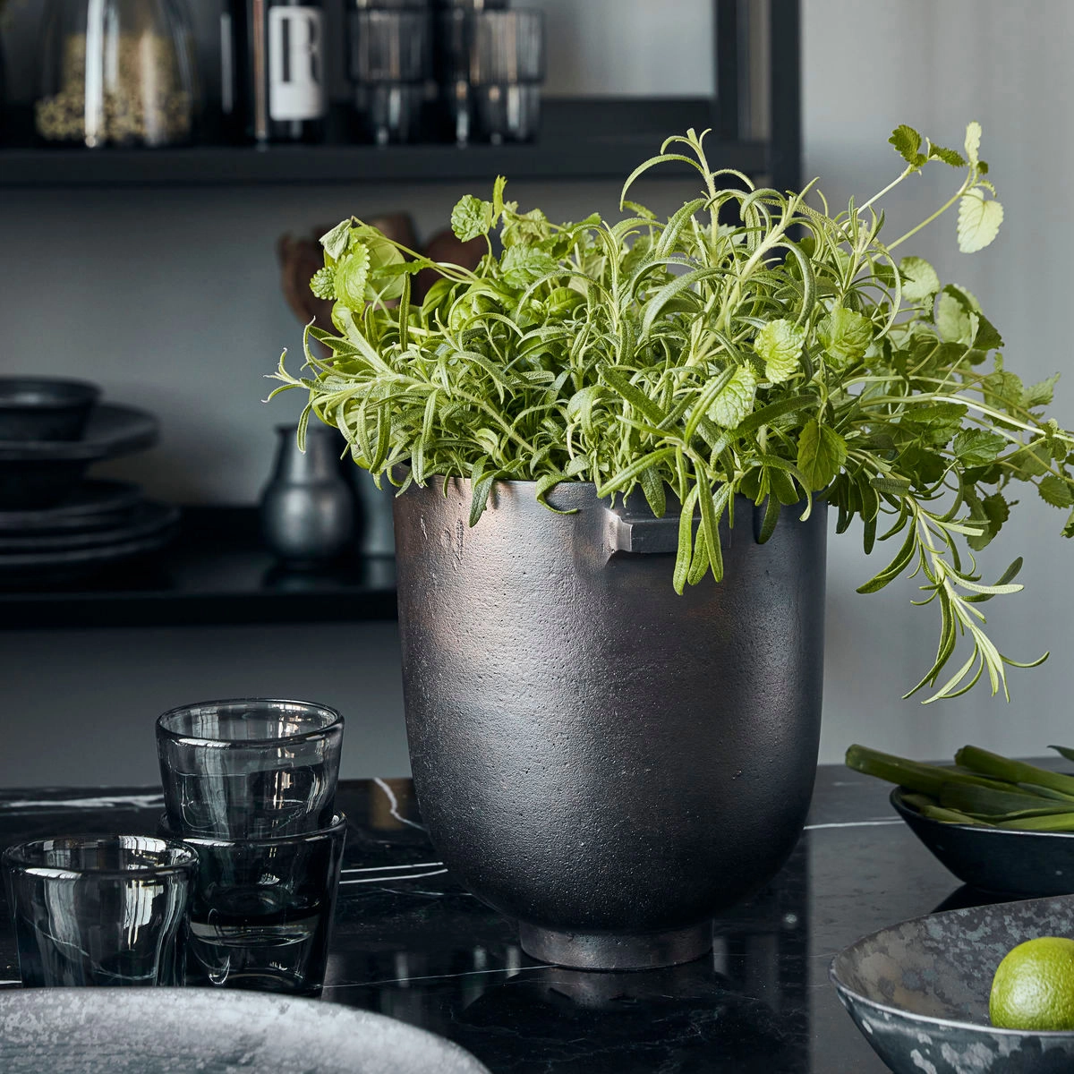 House Doctor Planter, Hd Foem, Browned Brass