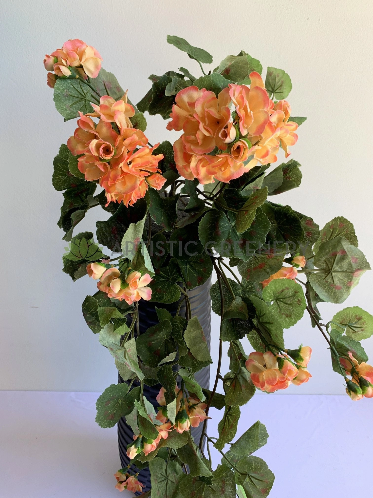 HP0042 Hanging Geranium Bush 77cm Peach Colour