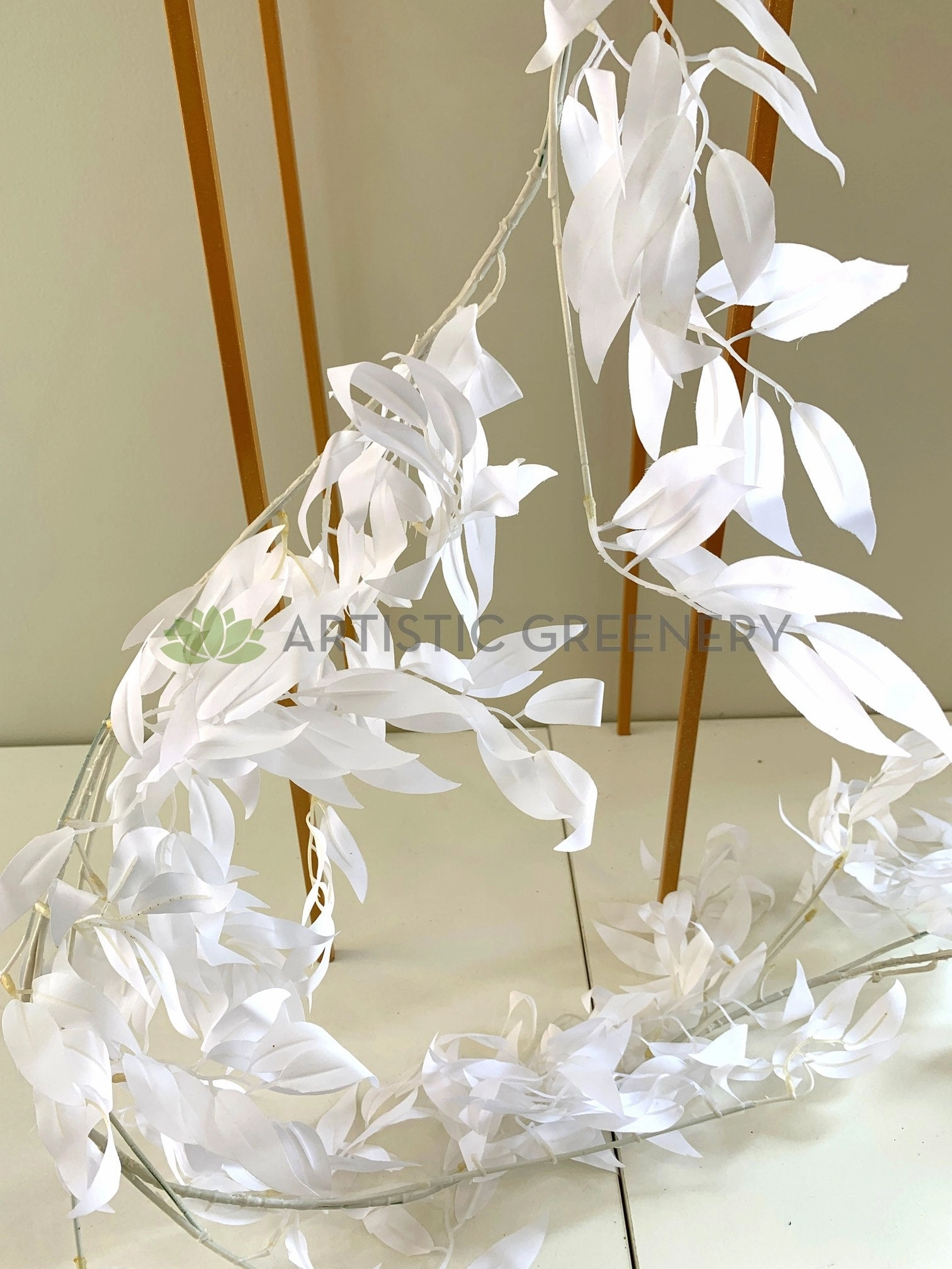 HP0070 Willow Garland 180cm White
