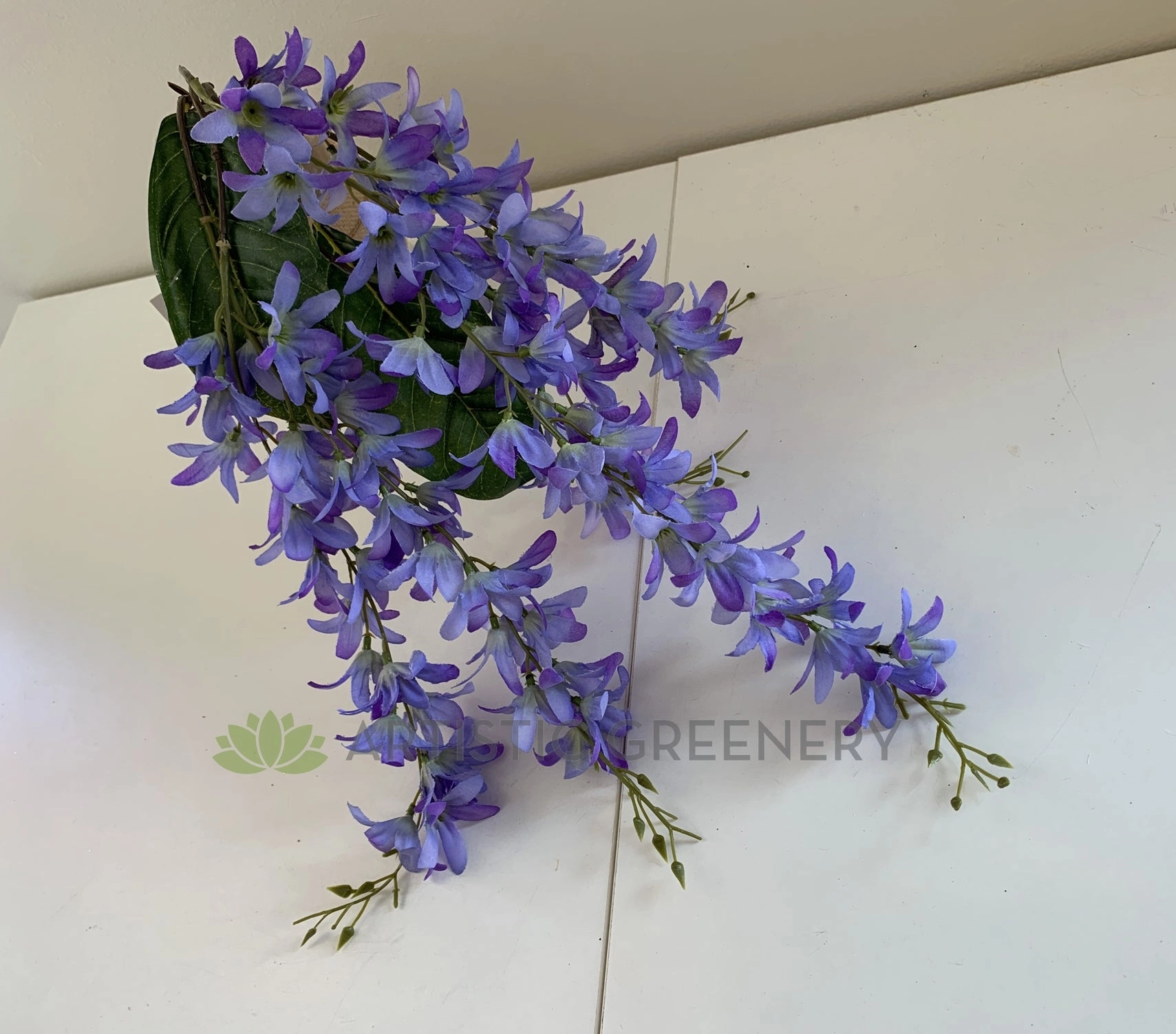 HP0073 Hanging Wisteria Bunch 68cm Purple