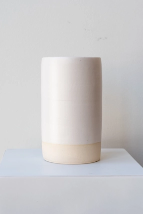 Jacqueline Vase White Large dried green plant  