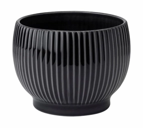 Knabstrup Keramik Flowerpot With Wheels ? 16,5 Cm, Black dried green plant  