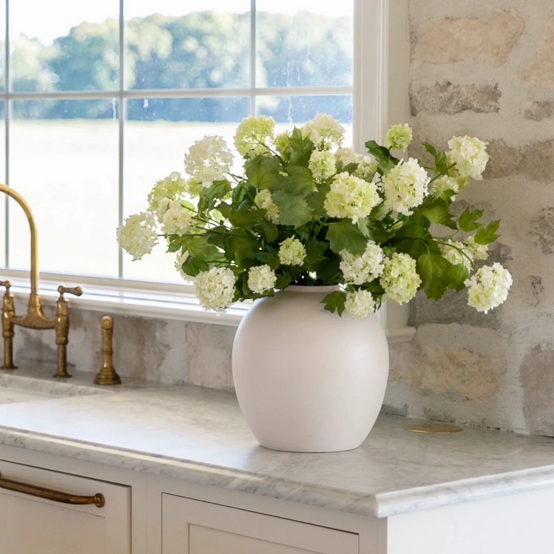 Konos Vase