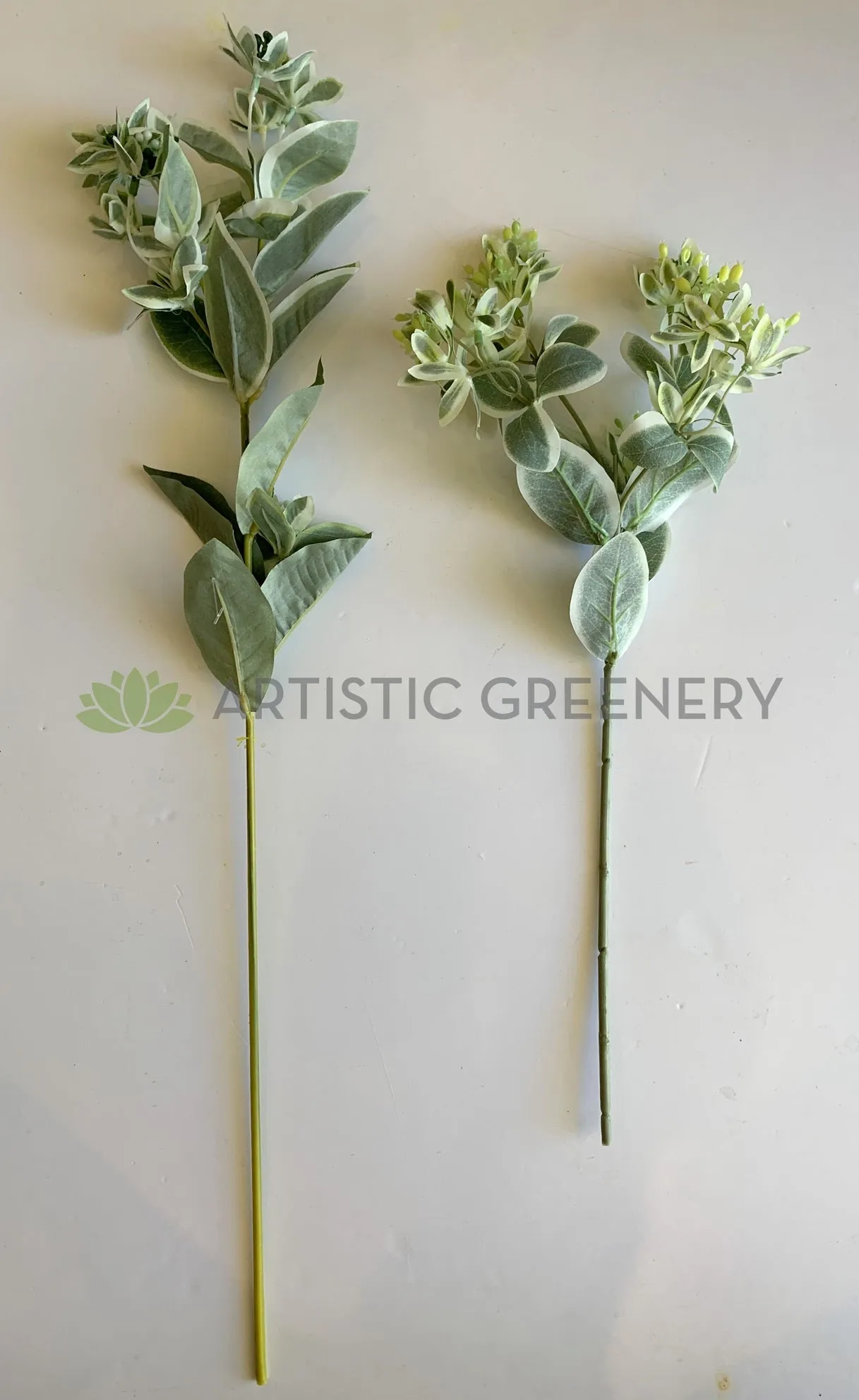 LEA0053 Variegated Seeded Greenery Spray 47-66cm
