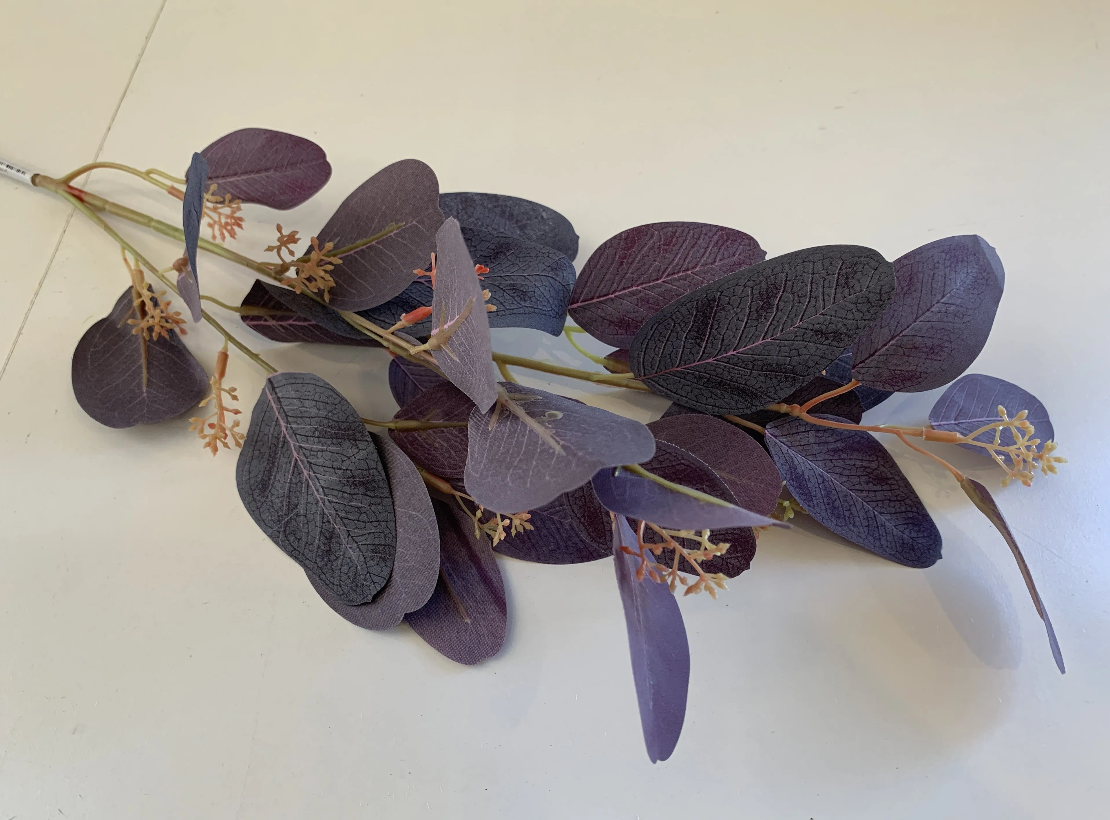 LEA0080 Seeded Eucalyptus Foliage 73cm 2 Styles