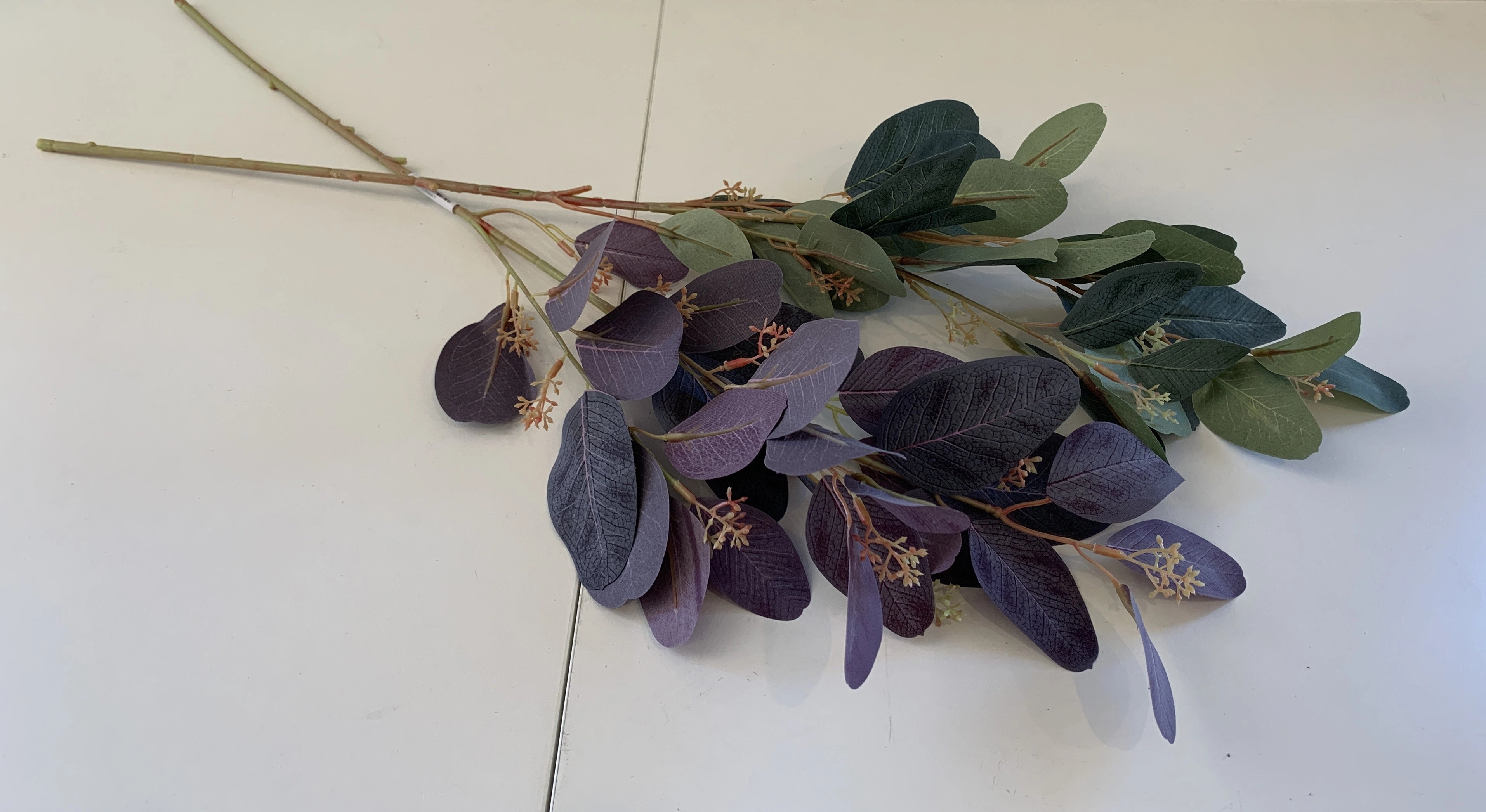LEA0080 Seeded Eucalyptus Foliage 73cm 2 Styles
