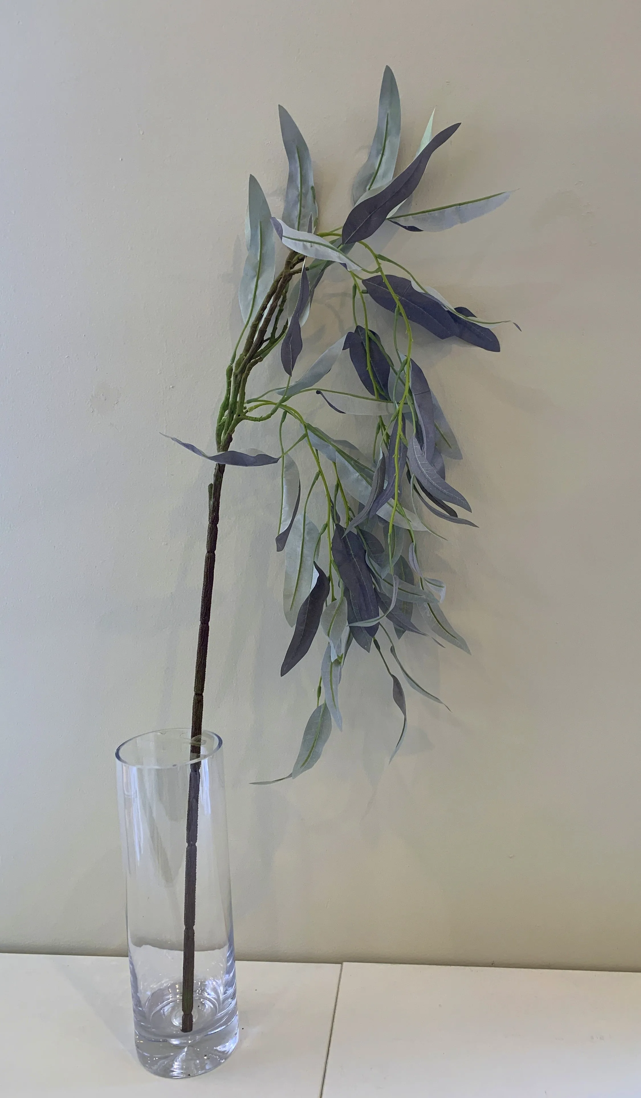 LEA0090 Weeping Gum Blossom 121cm Grey