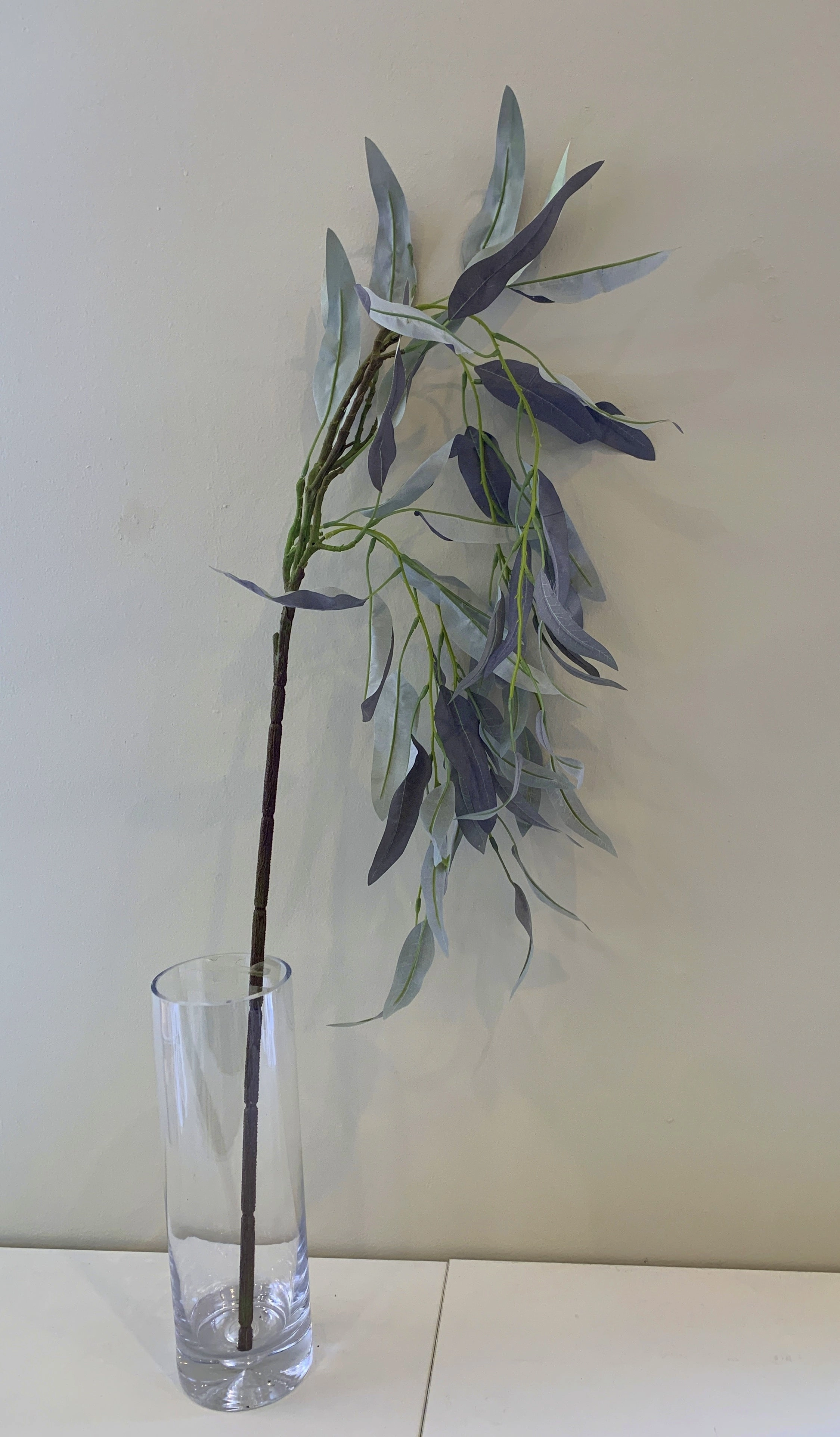 LEA0090 Weeping Gum Blossom 121cm Grey