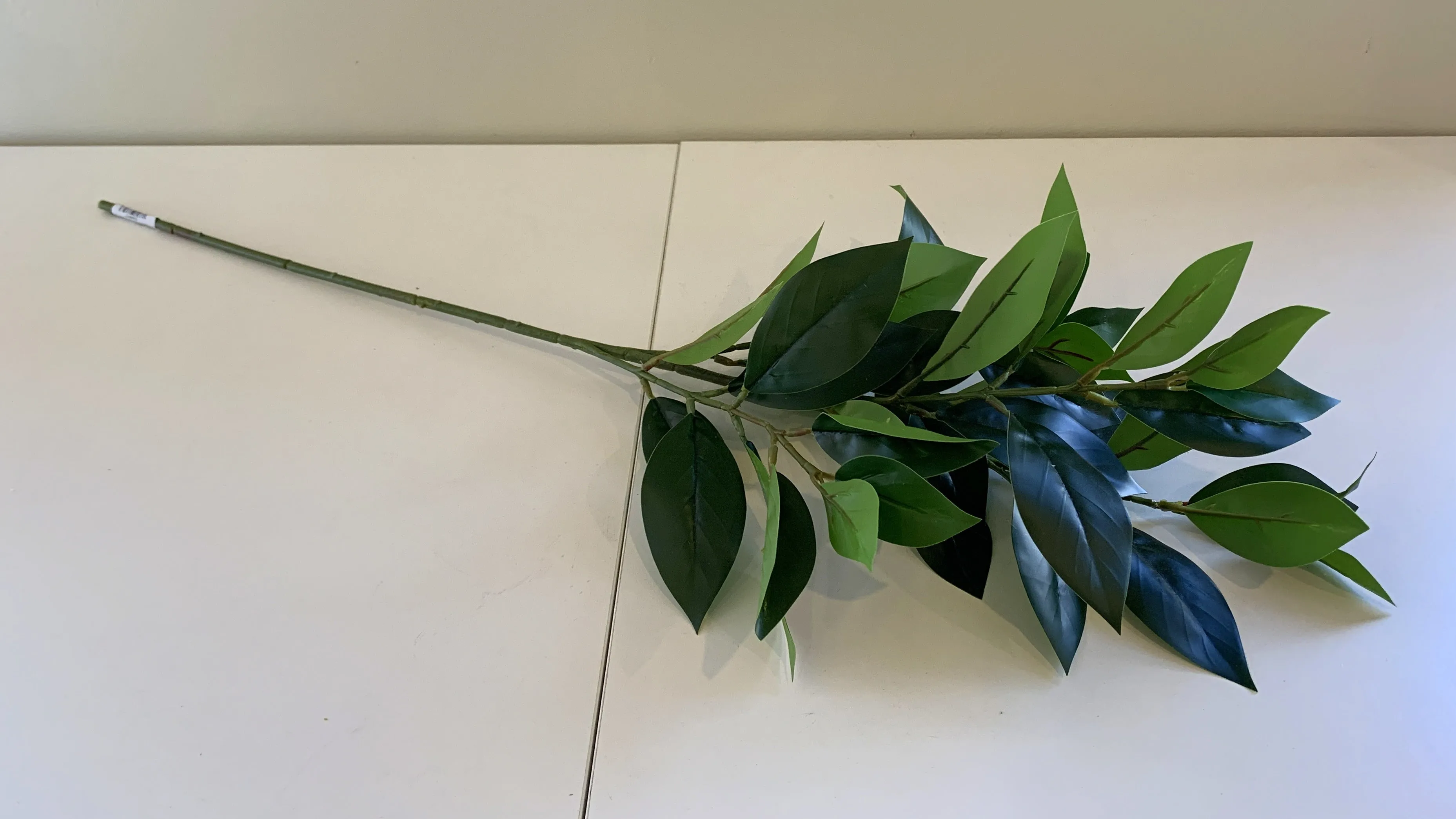 LEA0092 Jasmine Foliage 79cm