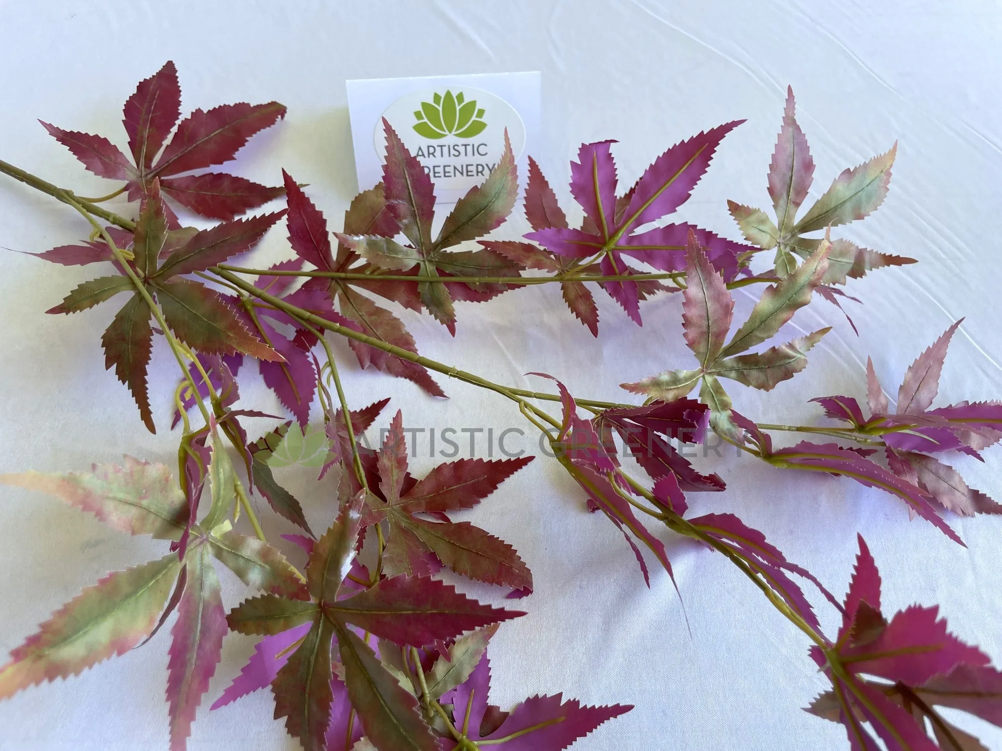 LEA0128 Maple Foliage 83cm Purple