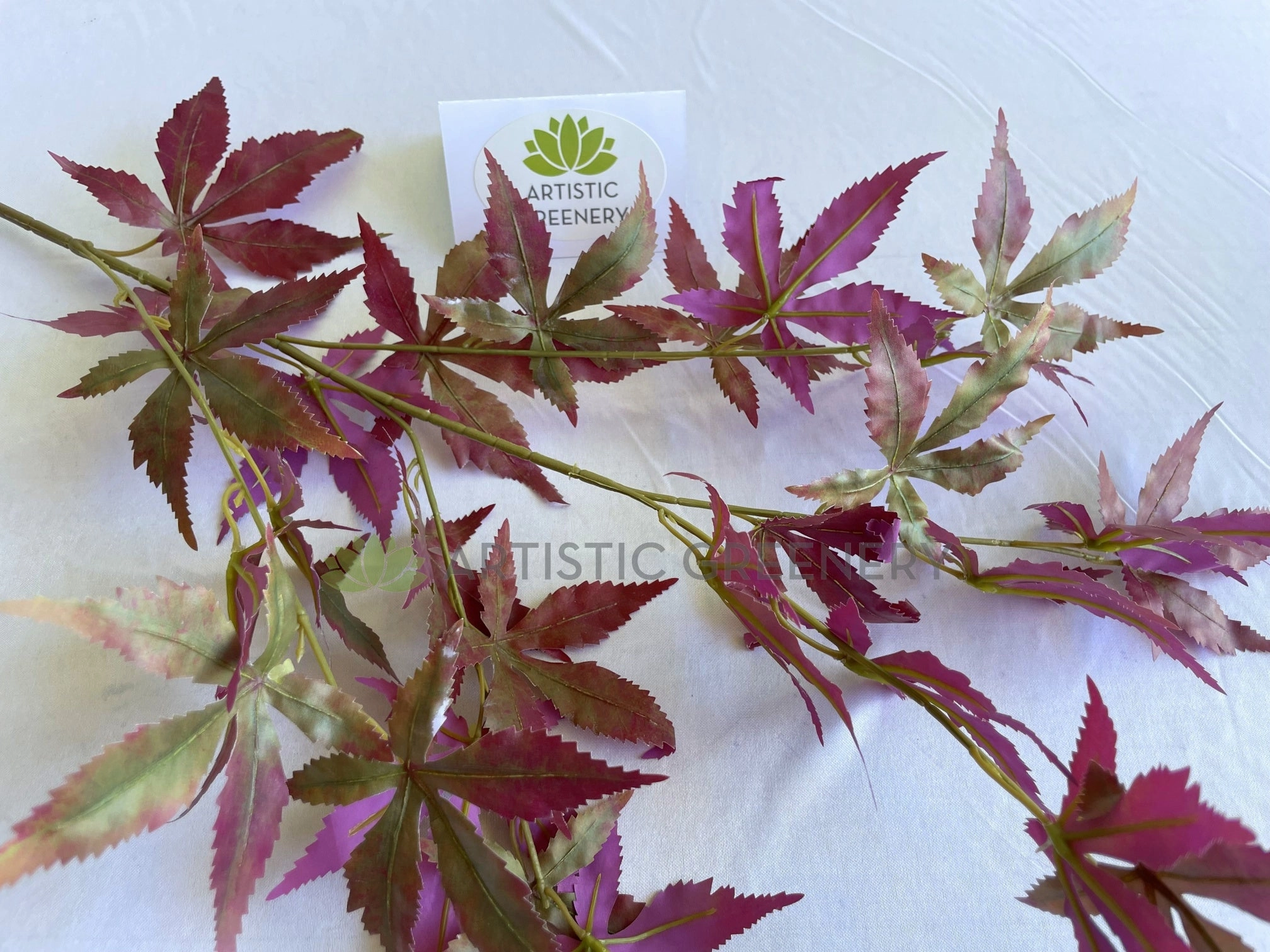 LEA0128 Maple Foliage 83cm Purple