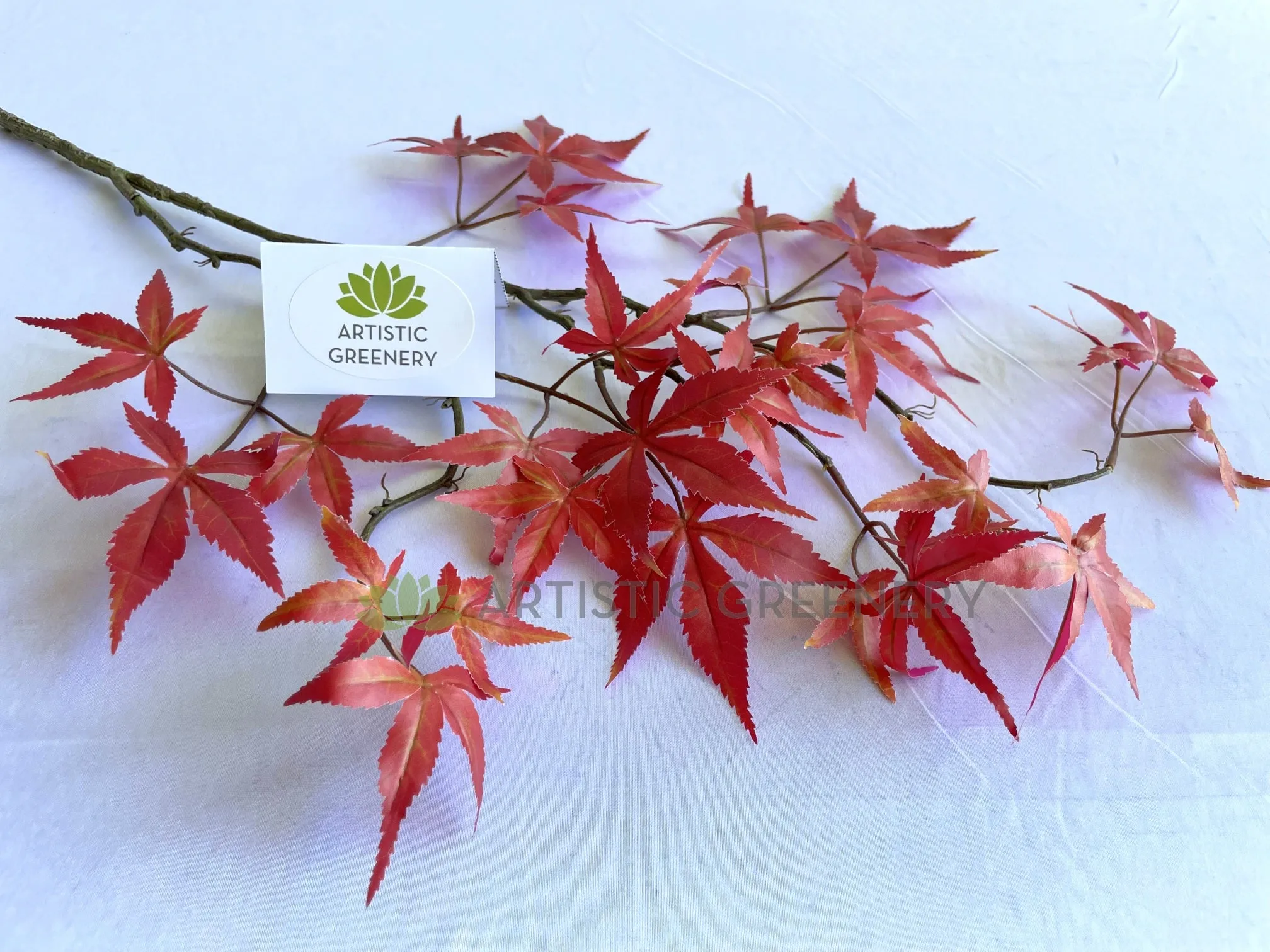 LEA0129 Maple Foliage 90cm Red