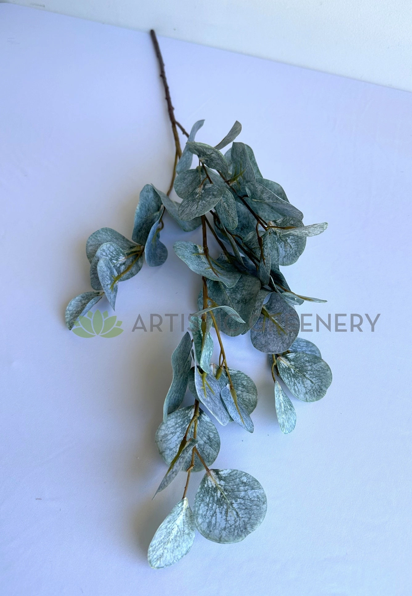 LEA0139 Eucalyptus Foliage 89cm Grey Green