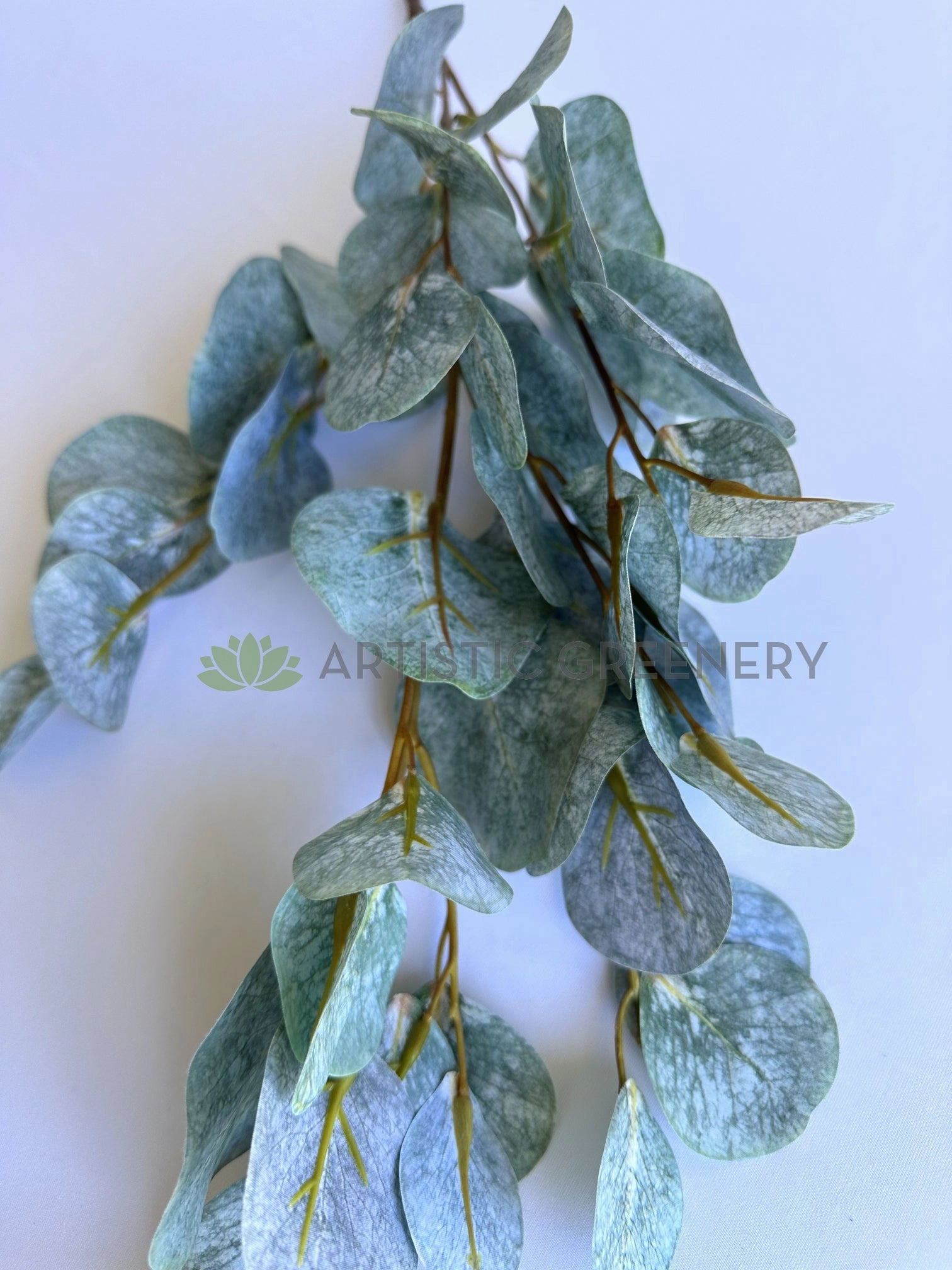 LEA0139 Eucalyptus Foliage 89cm Grey Green