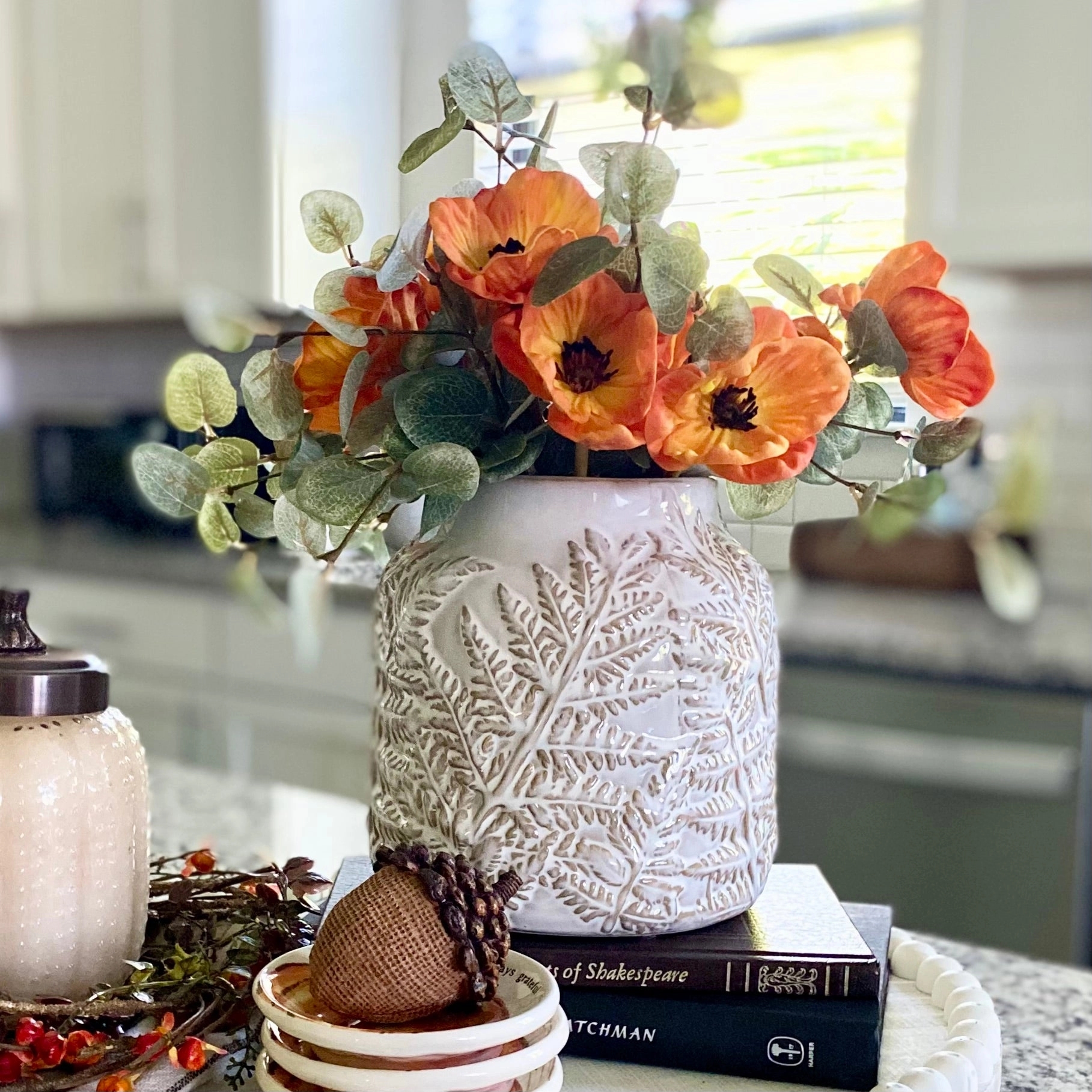 Leaf Embossed Ceramic Vase