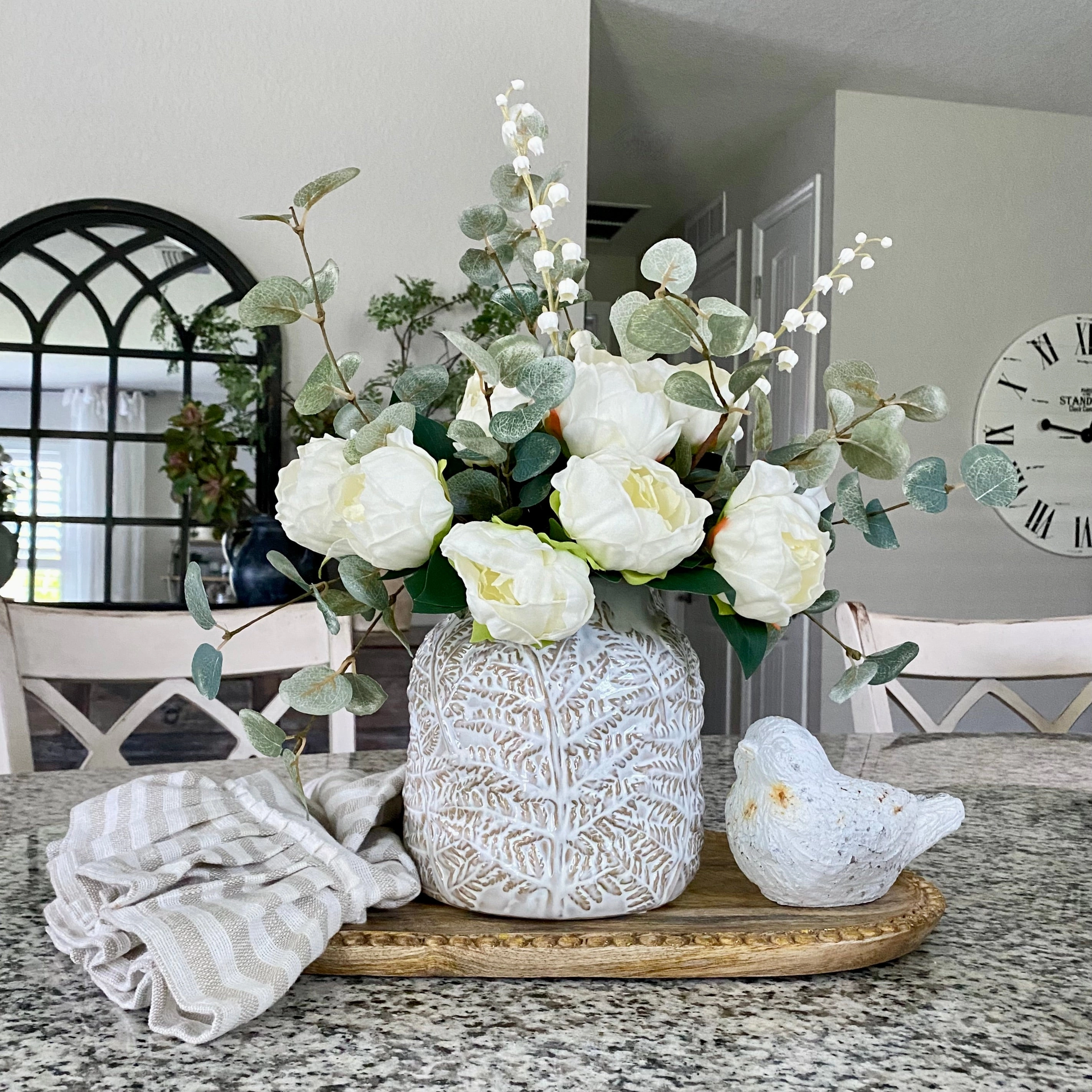 Leaf Embossed Ceramic Vase