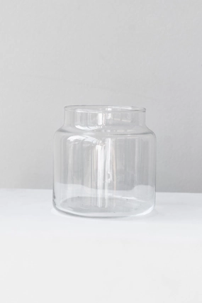 Libbey Apothocary Jar 22oz dried green plant  