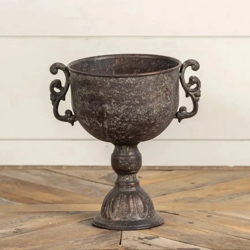 Marietta Urn dried flowers  