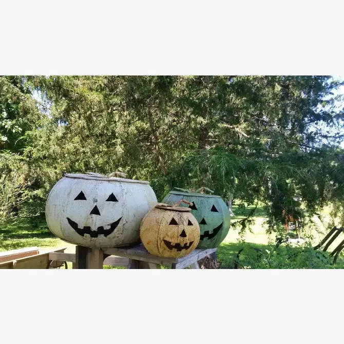 Metal Pumpkin with Lift Top