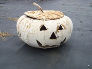 Metal Pumpkin with Lift Top decorative plants  
