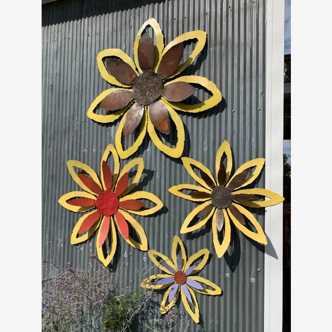 Metal Wall Flowers with Ring for Hanging on Back Set of 4