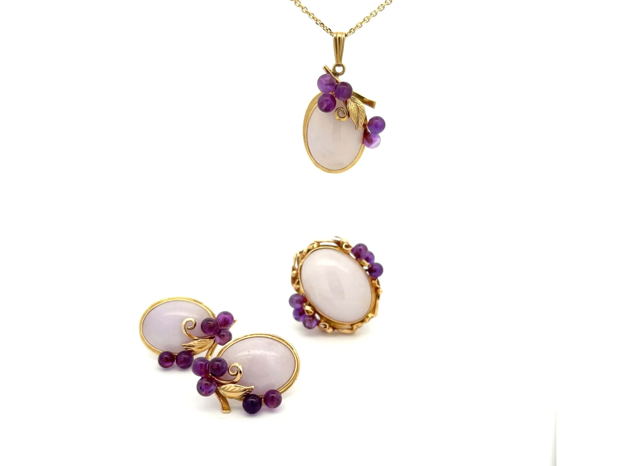 Mings Lavender Jade and Purple Amethyst Necklace in 14k Yellow Gold