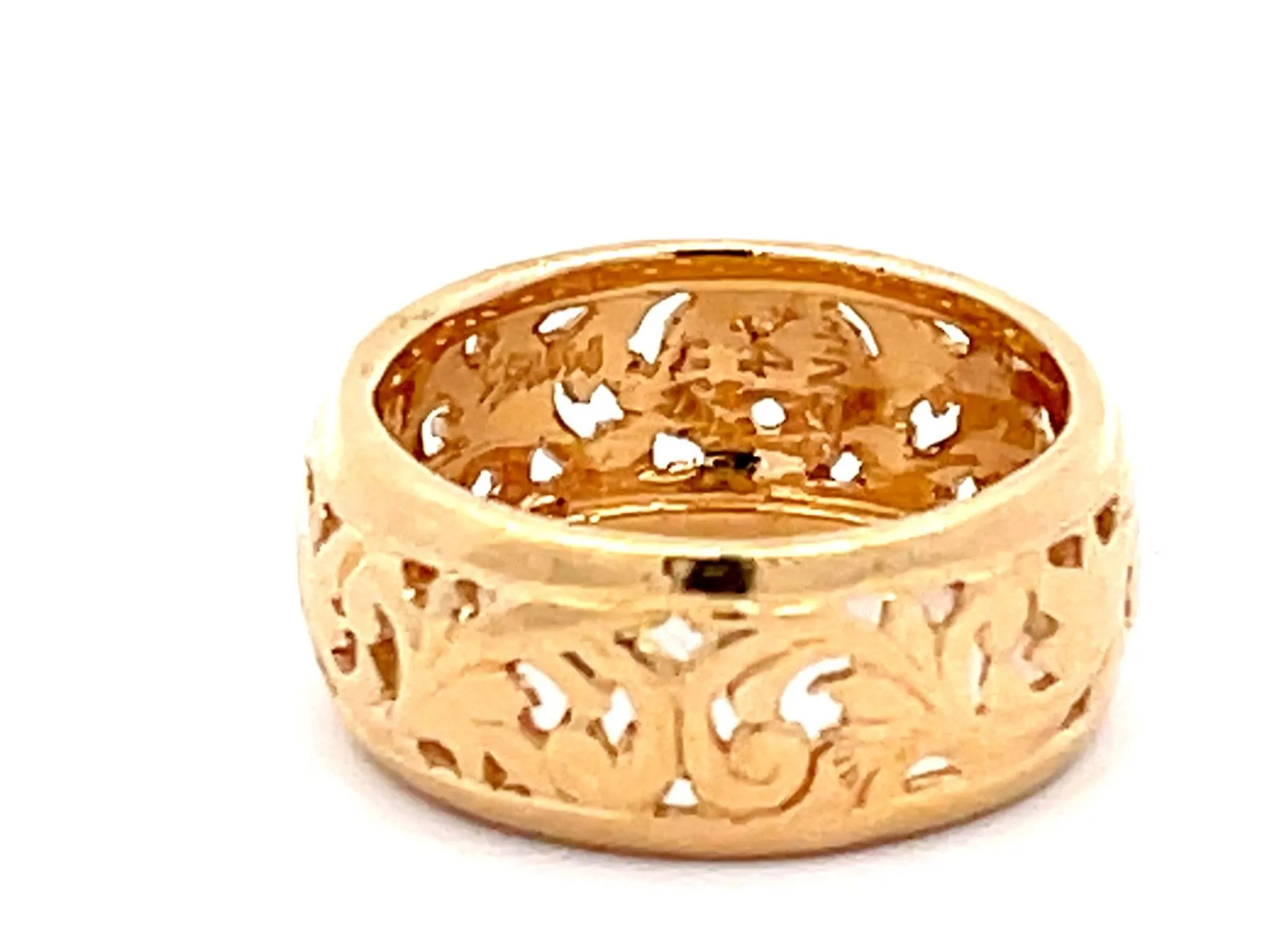 Mings Yin and Yang Cutout Band Ring in 14k Yellow Gold