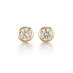 Mini Dot Earrings in Diamonds