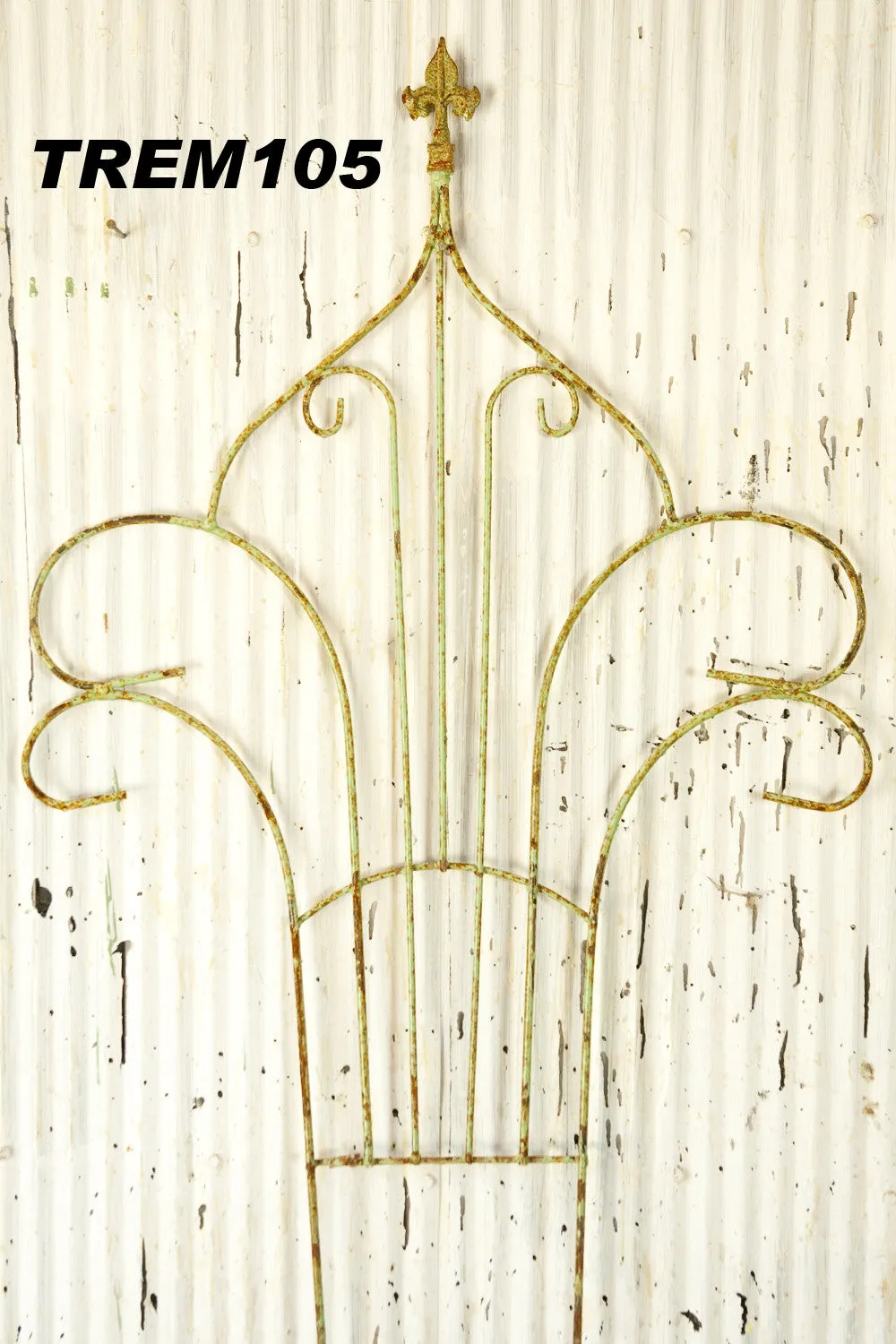 Mini Trellis w. Finial46" tall by 30.5" wide. decorative plants  