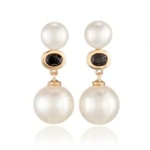 Od??on Drop Earrings in Pearls & Black Spinel